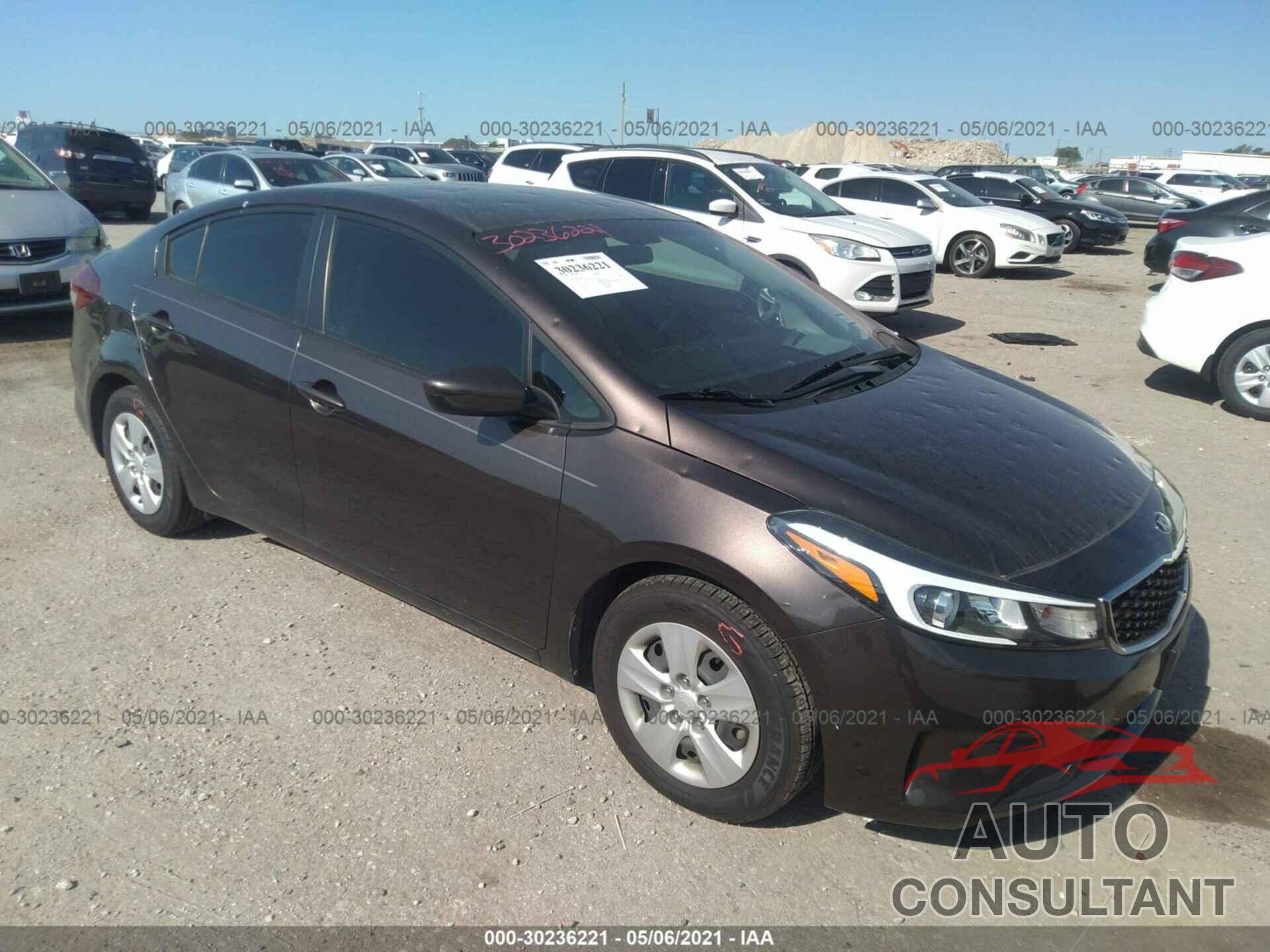KIA FORTE 2018 - 3KPFL4A73JE201887