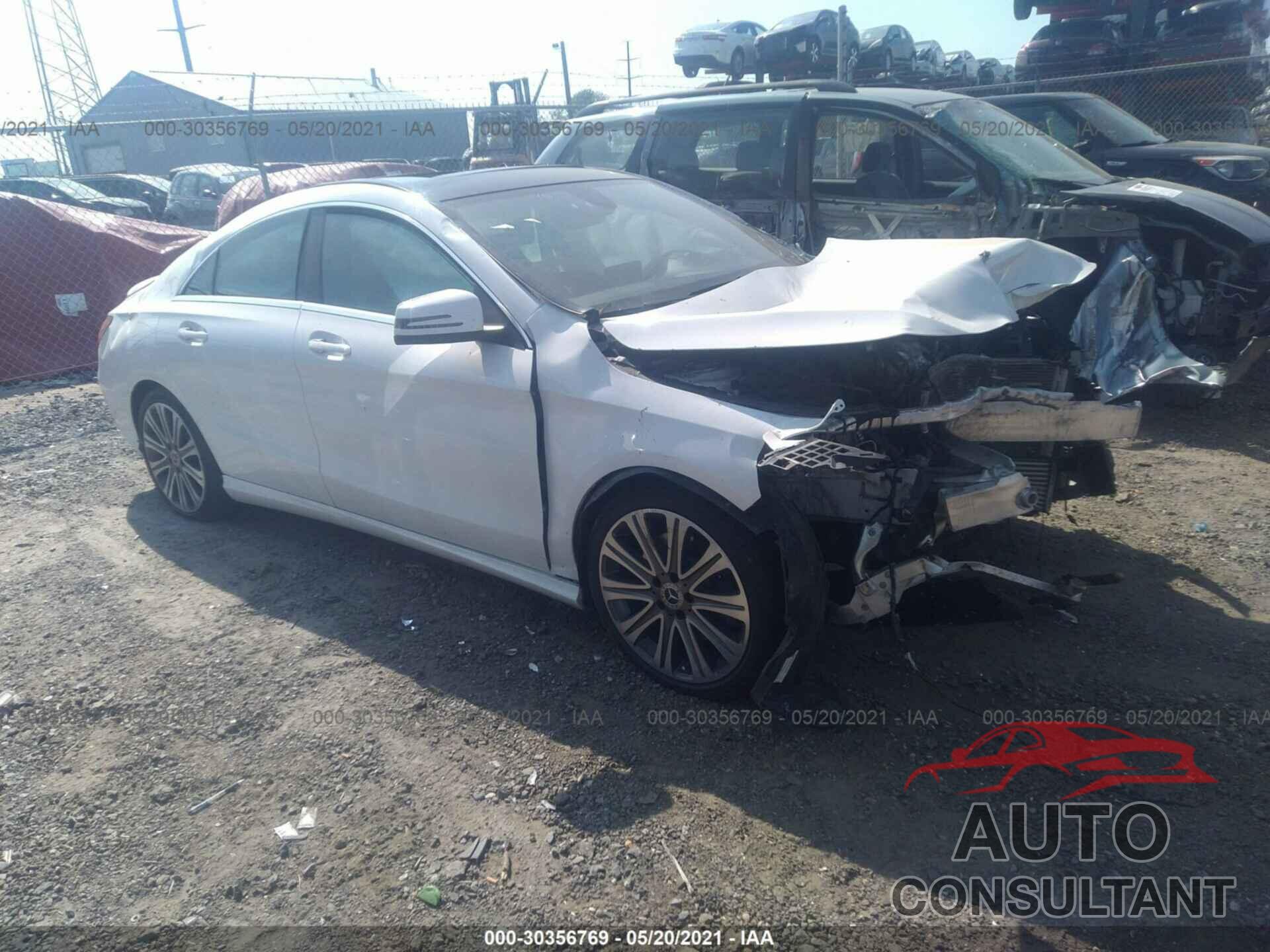 MERCEDES-BENZ CLA 2019 - WDDSJ4GB3KN736513