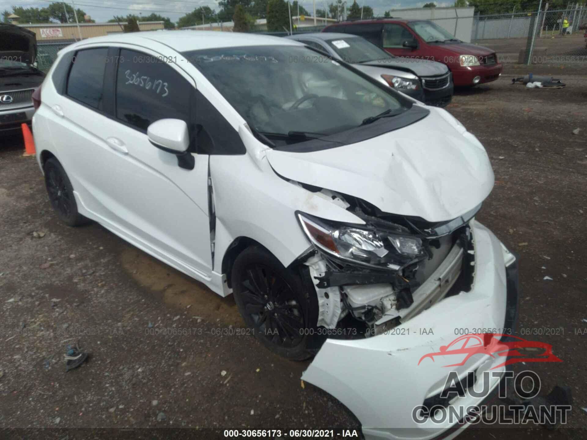HONDA FIT 2018 - 3HGGK5H69JM709265