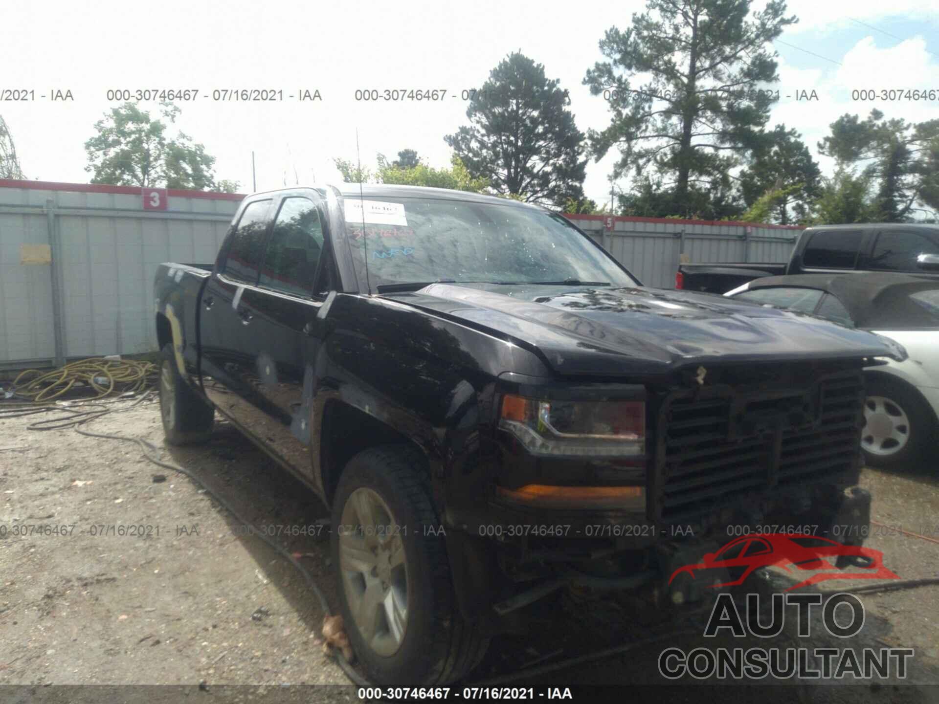 CHEVROLET SILVERADO 1500 2018 - 1GCRCPEC1JZ200800