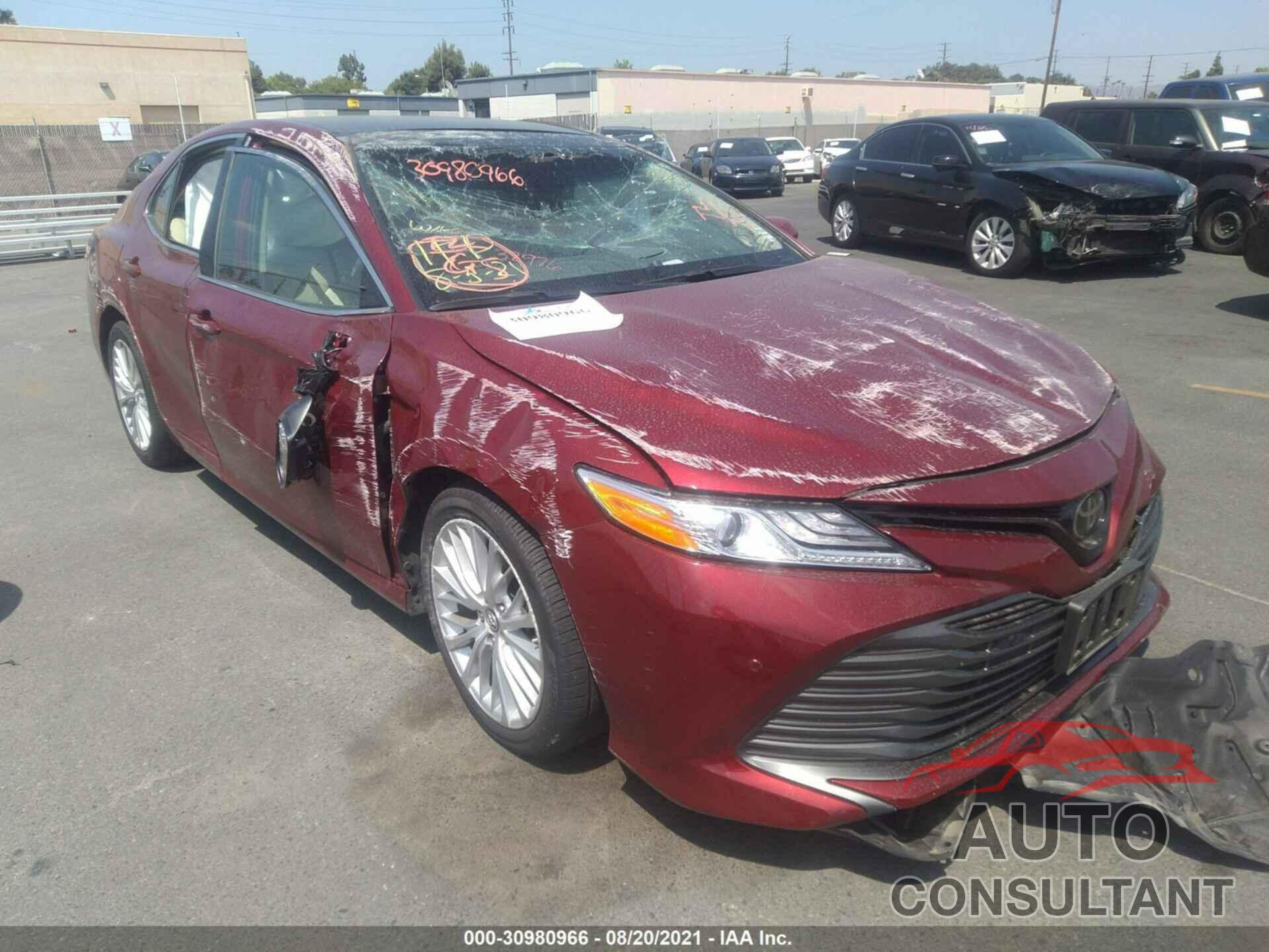 TOYOTA CAMRY 2018 - 4T1BZ1HK8JU501072