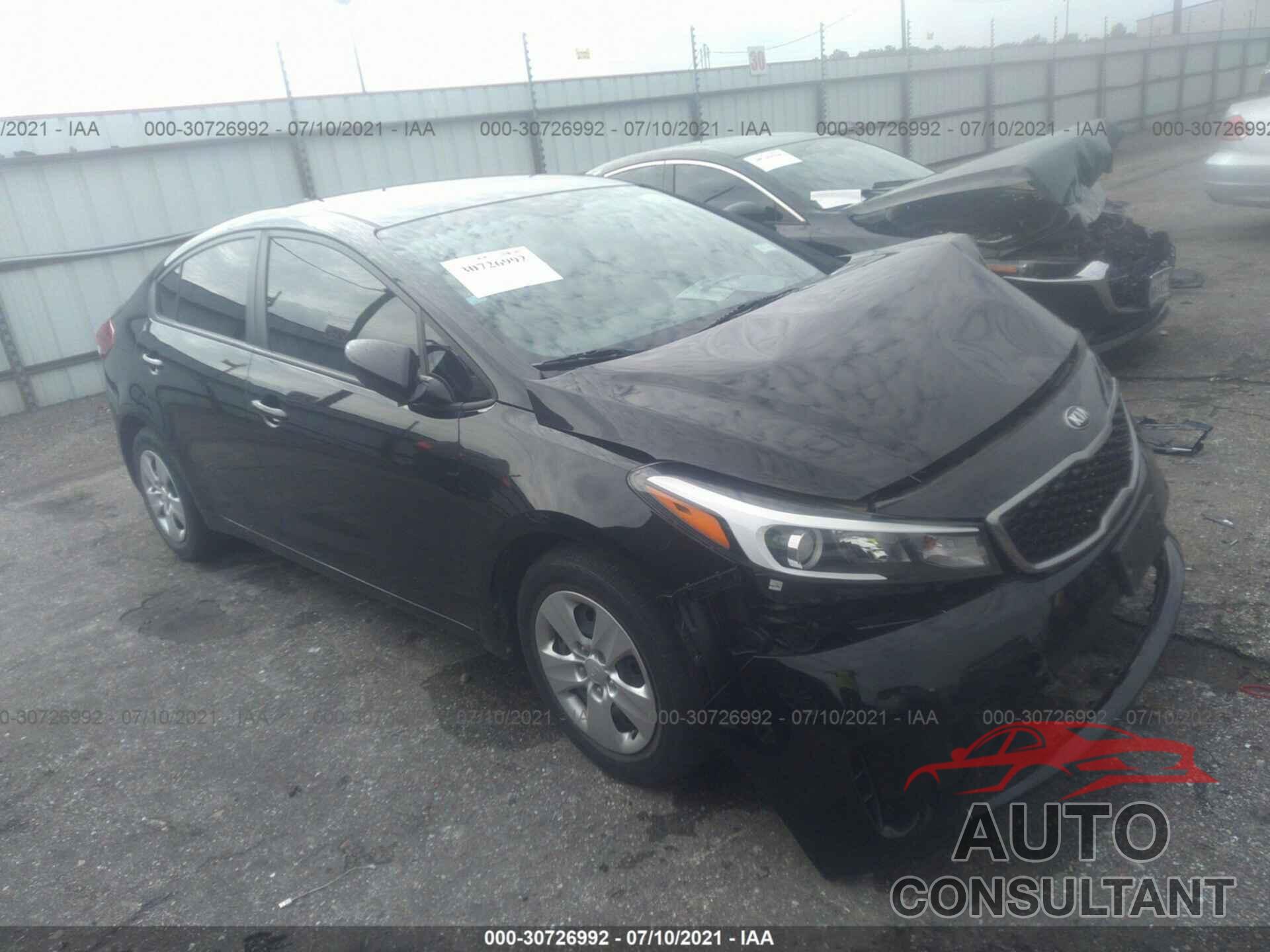 KIA FORTE 2018 - 3KPFK4A79JE243564