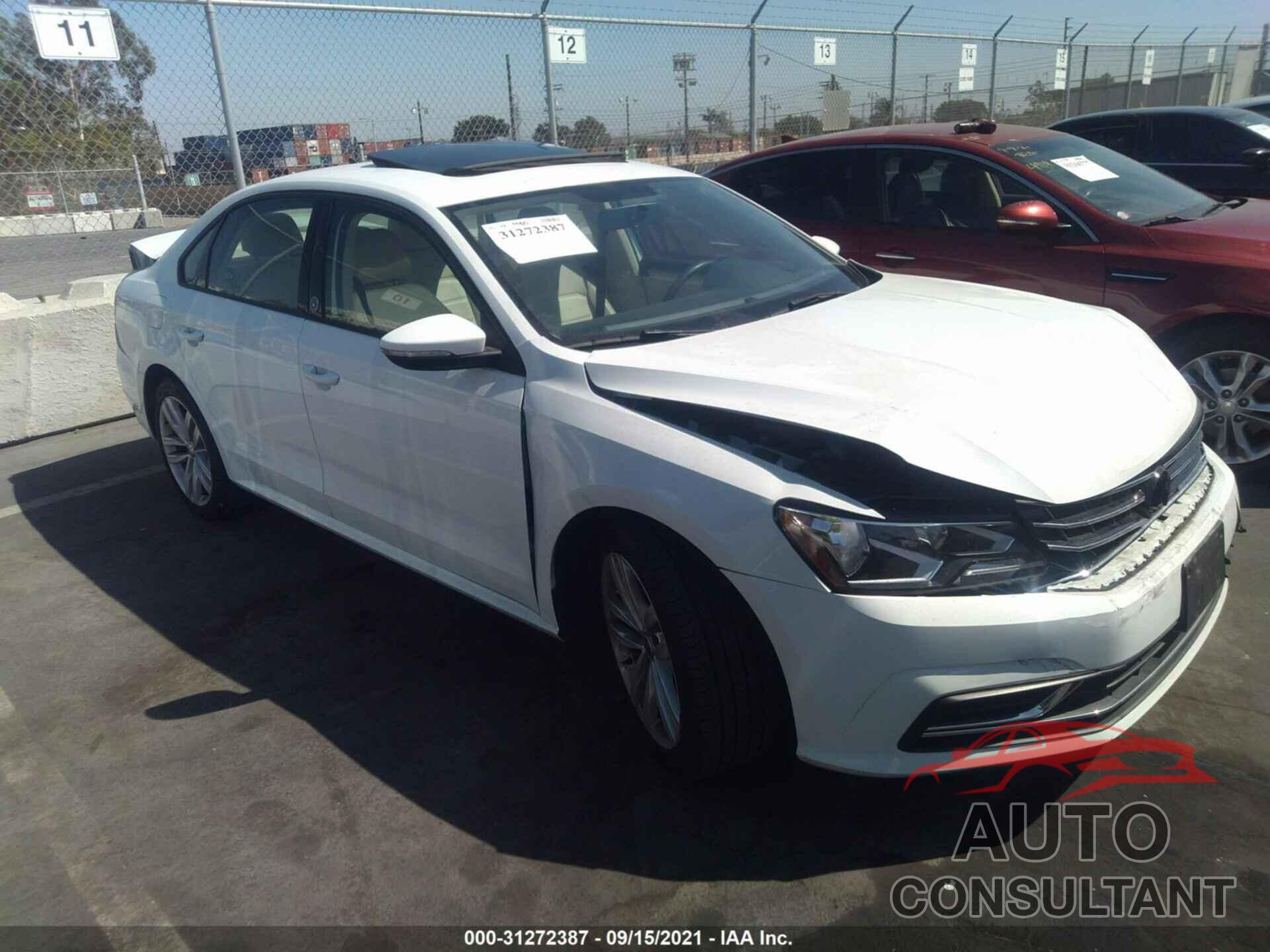 VOLKSWAGEN PASSAT 2019 - 1VWLA7A34KC012534