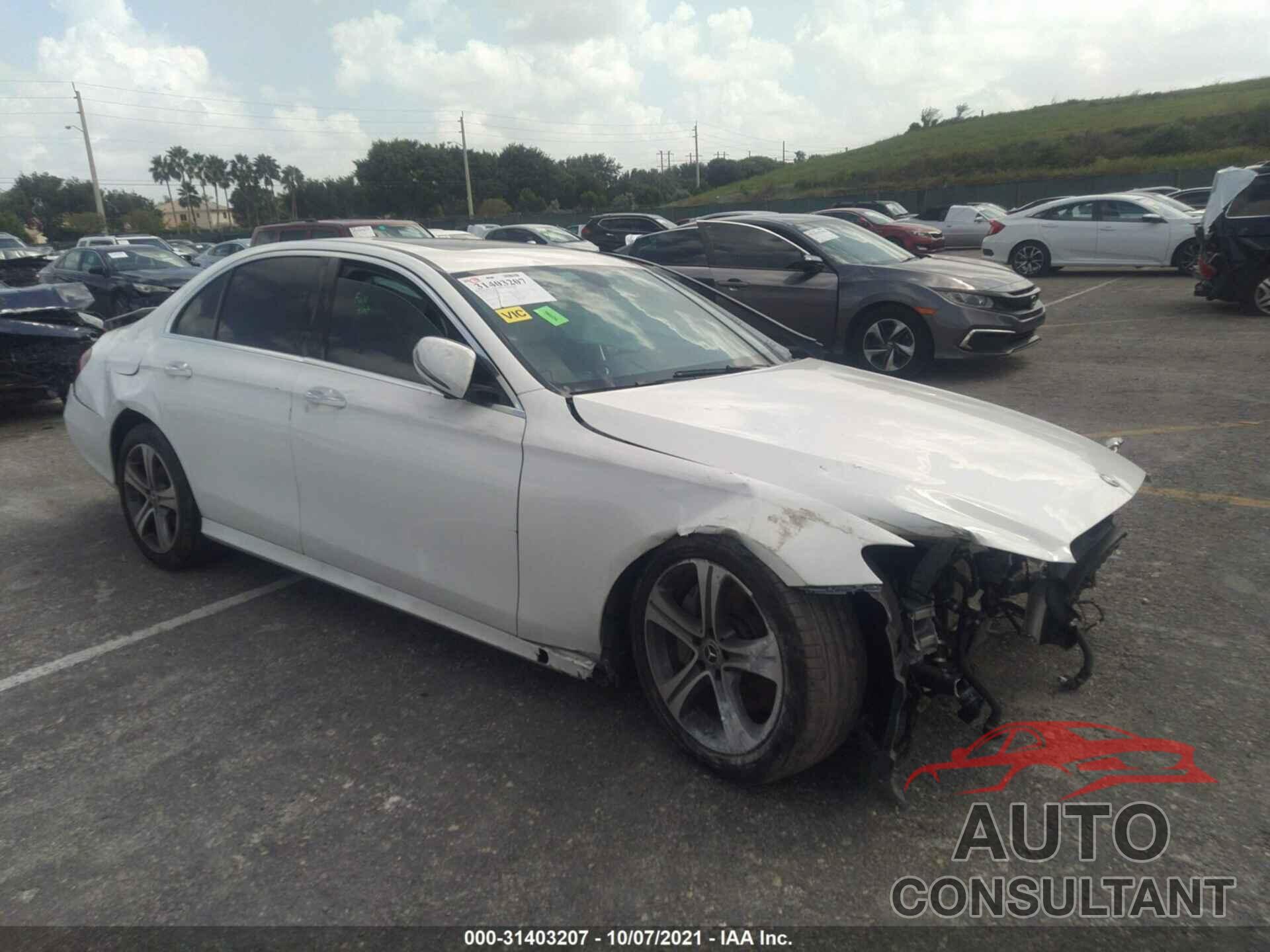 MERCEDES-BENZ E-CLASS 2020 - WDDZF8DBXLA737257