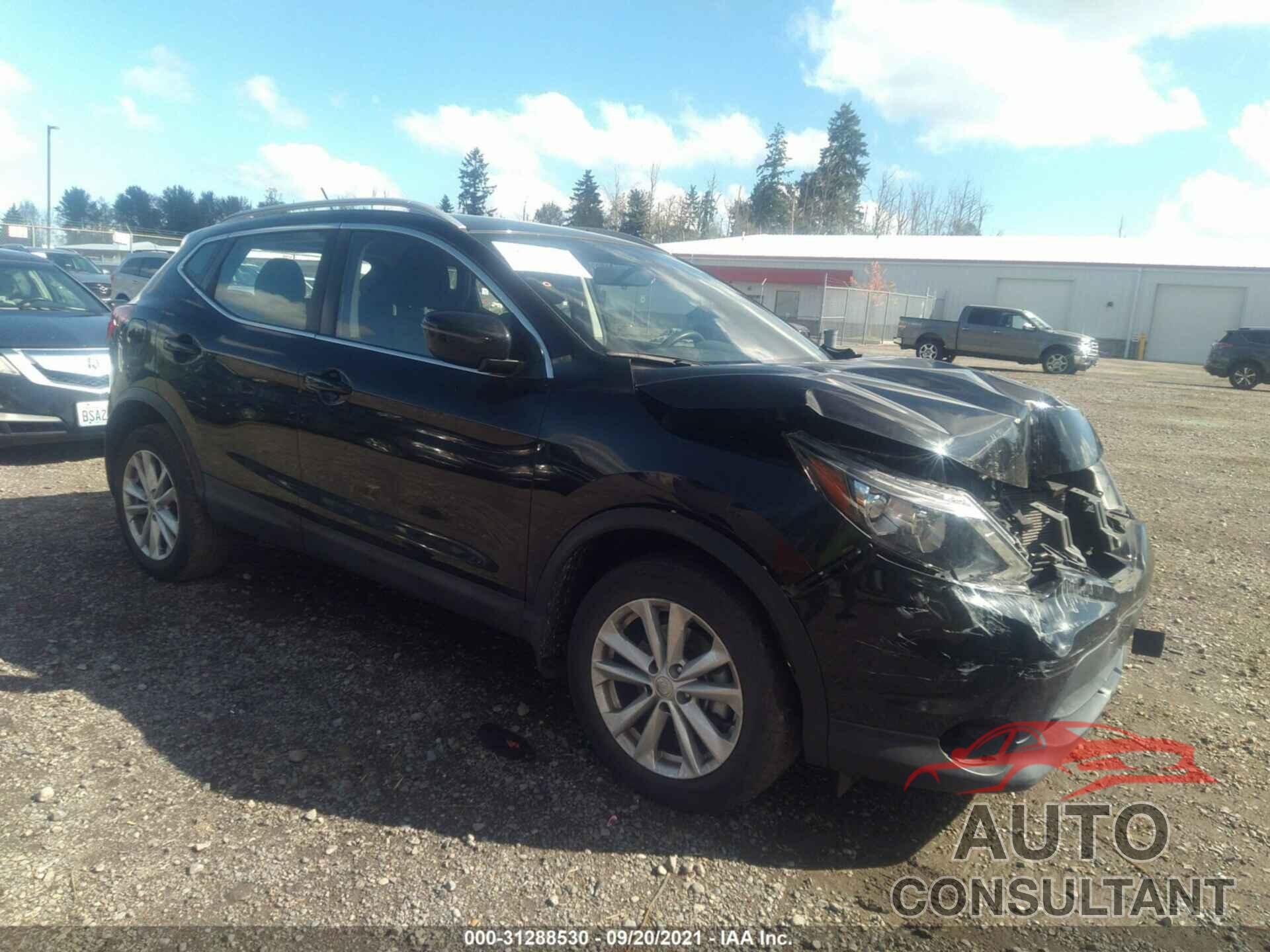 NISSAN ROGUE SPORT 2017 - JN1BJ1CP7HW033397