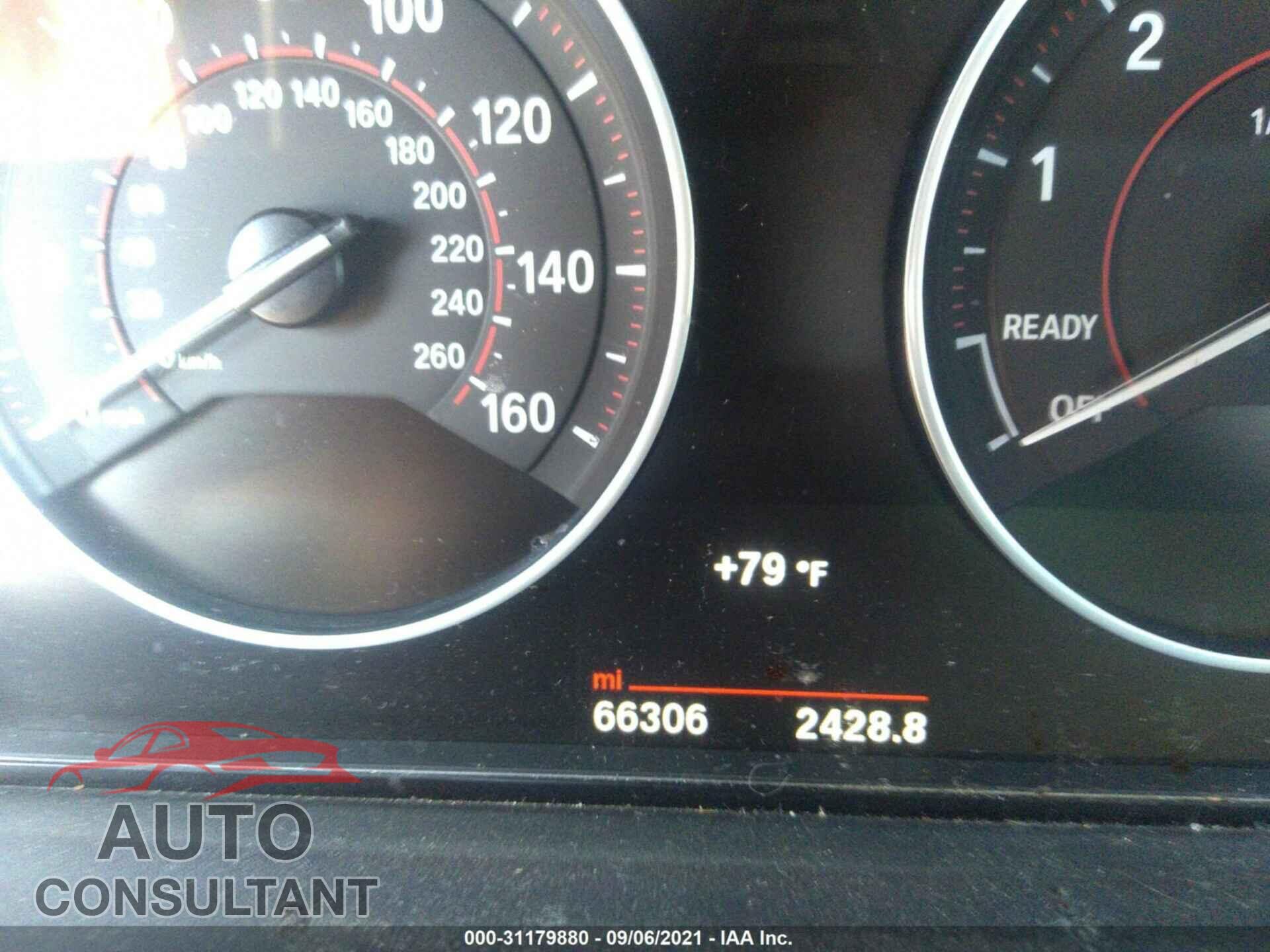 BMW 3 SERIES 2016 - WBA8E3G54GNU01441