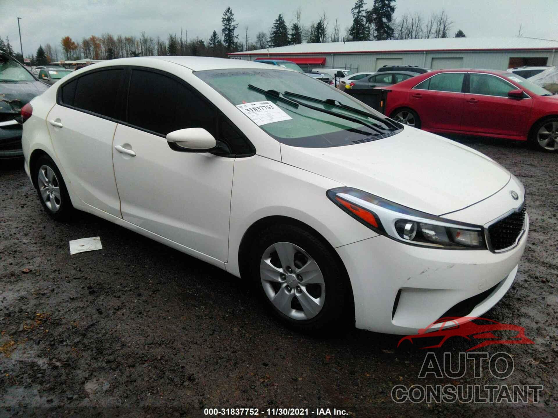 KIA FORTE 2017 - 3KPFK4A73HE068478