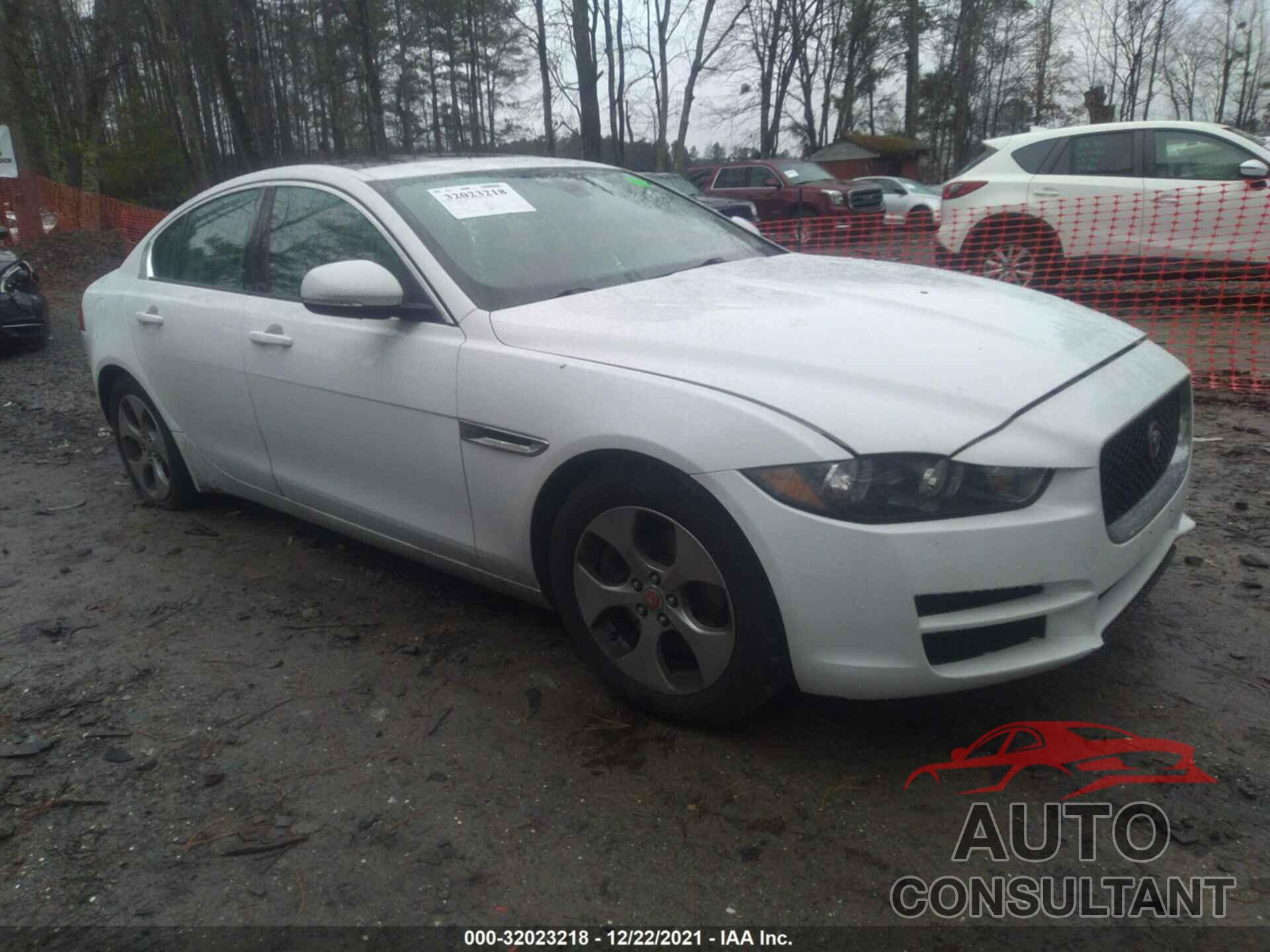 JAGUAR XE 2018 - SAJAR4FX1JCP31298