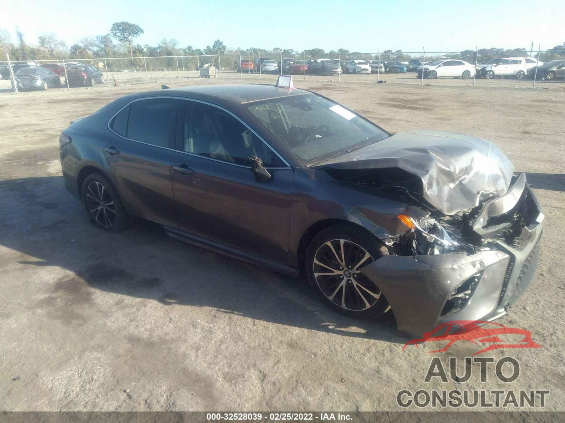 TOYOTA CAMRY 2019 - 4T1B11HKXKU181701