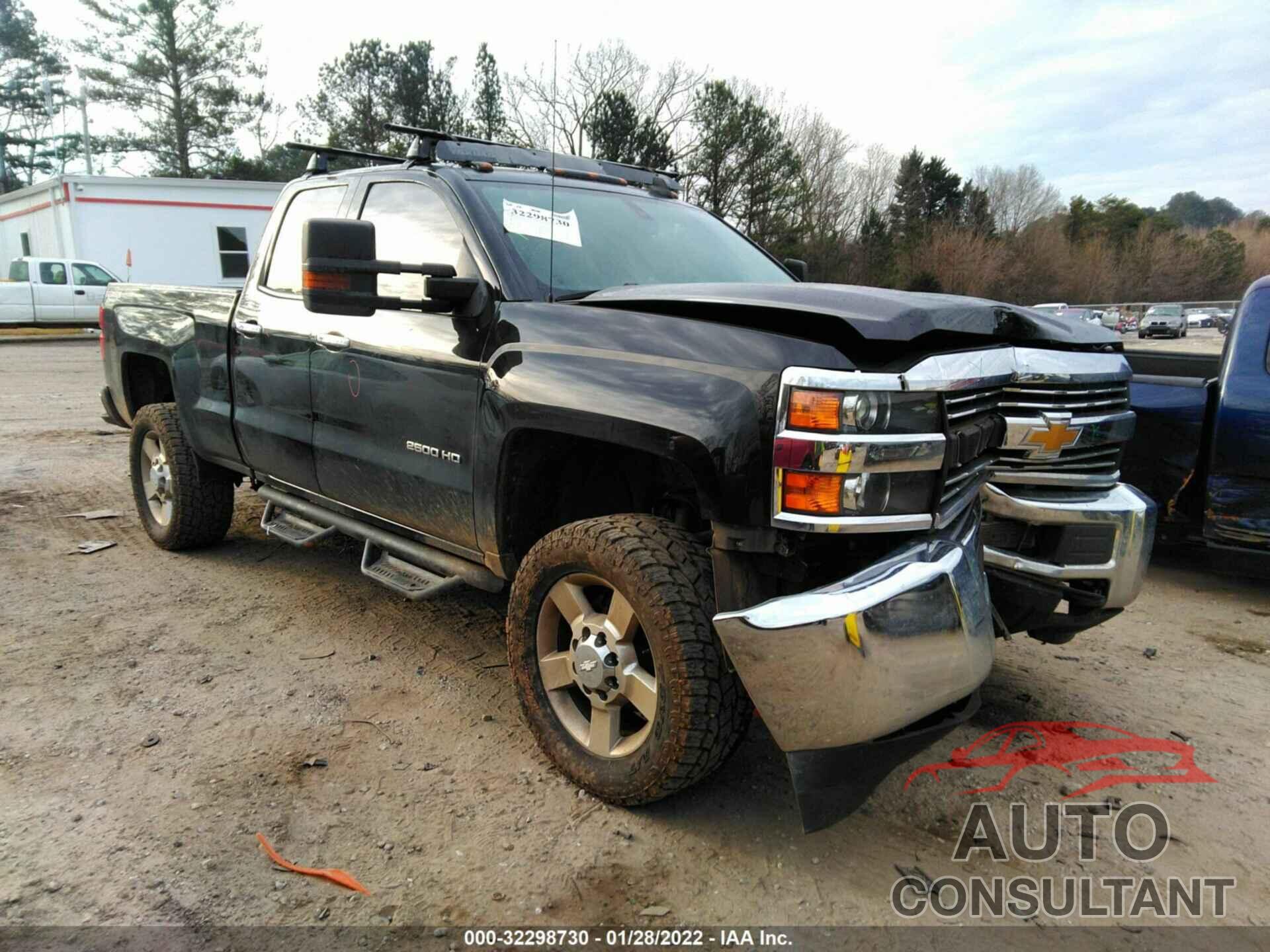 CHEVROLET SILVERADO 2500HD 2017 - 1GC2KUEG1HZ205026