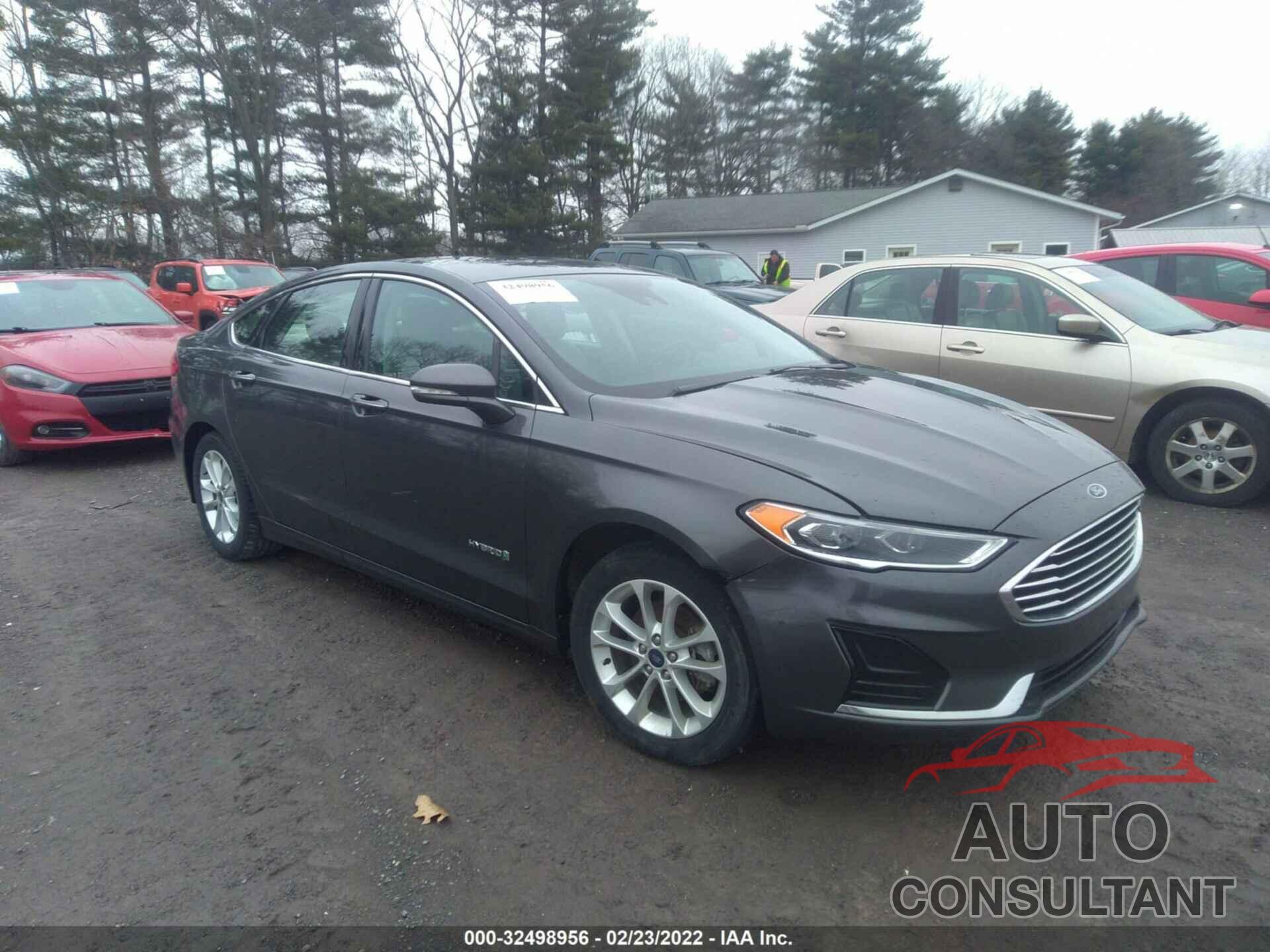 FORD FUSION HYBRID 2019 - 3FA6P0MU8KR136775