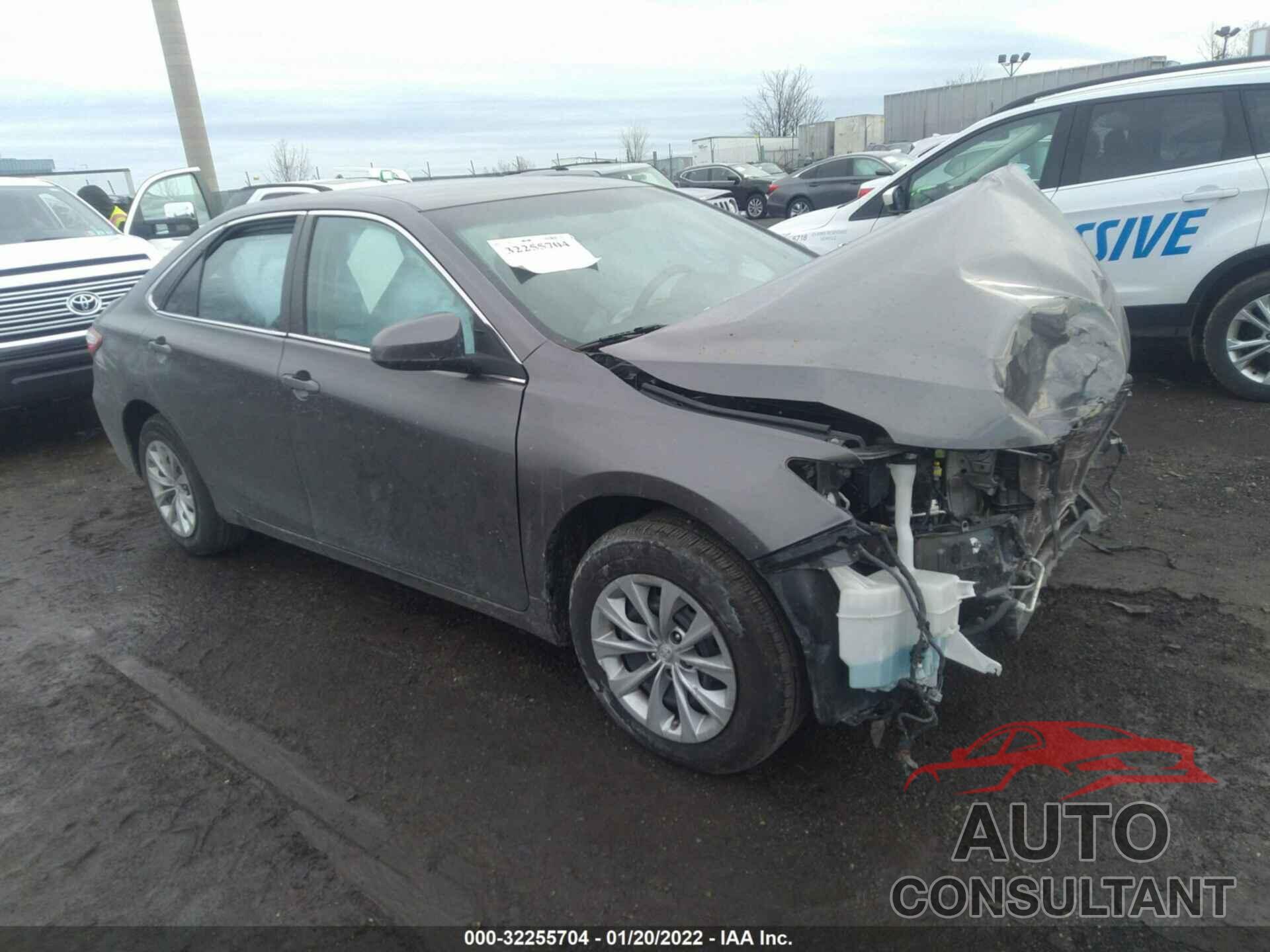 TOYOTA CAMRY 2016 - 4T4BF1FK1GR533632