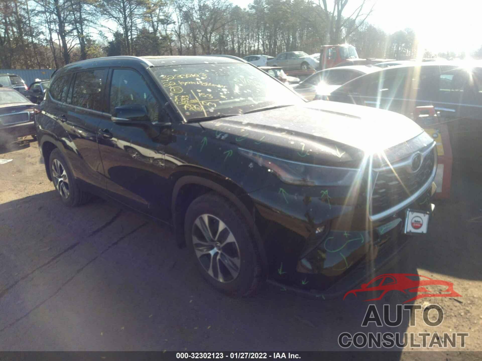 TOYOTA HIGHLANDER 2022 - 5TDGZRBH2NS563499