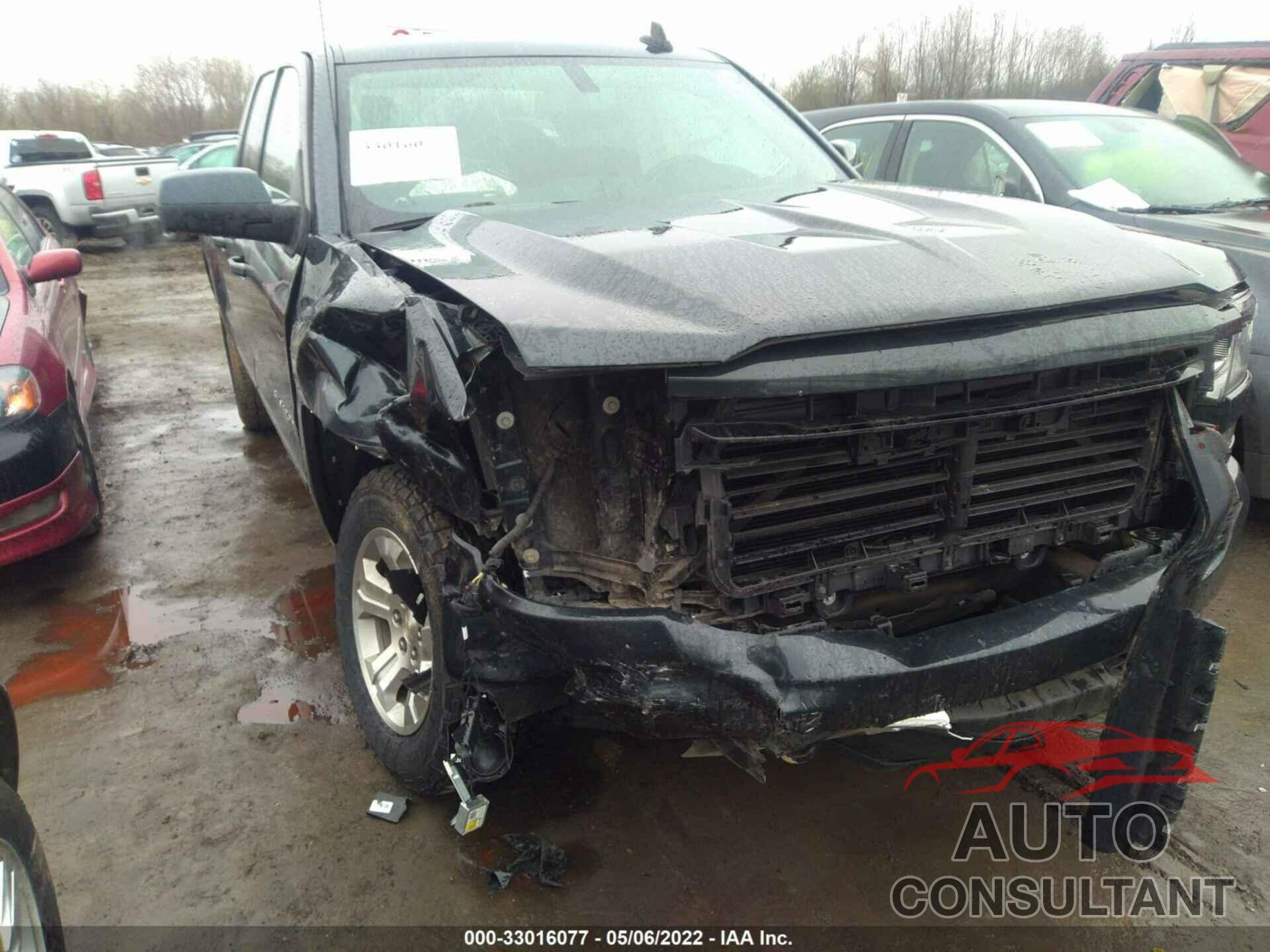 CHEVROLET SILVERADO 1500 2018 - 1GCVKREC6JZ220103