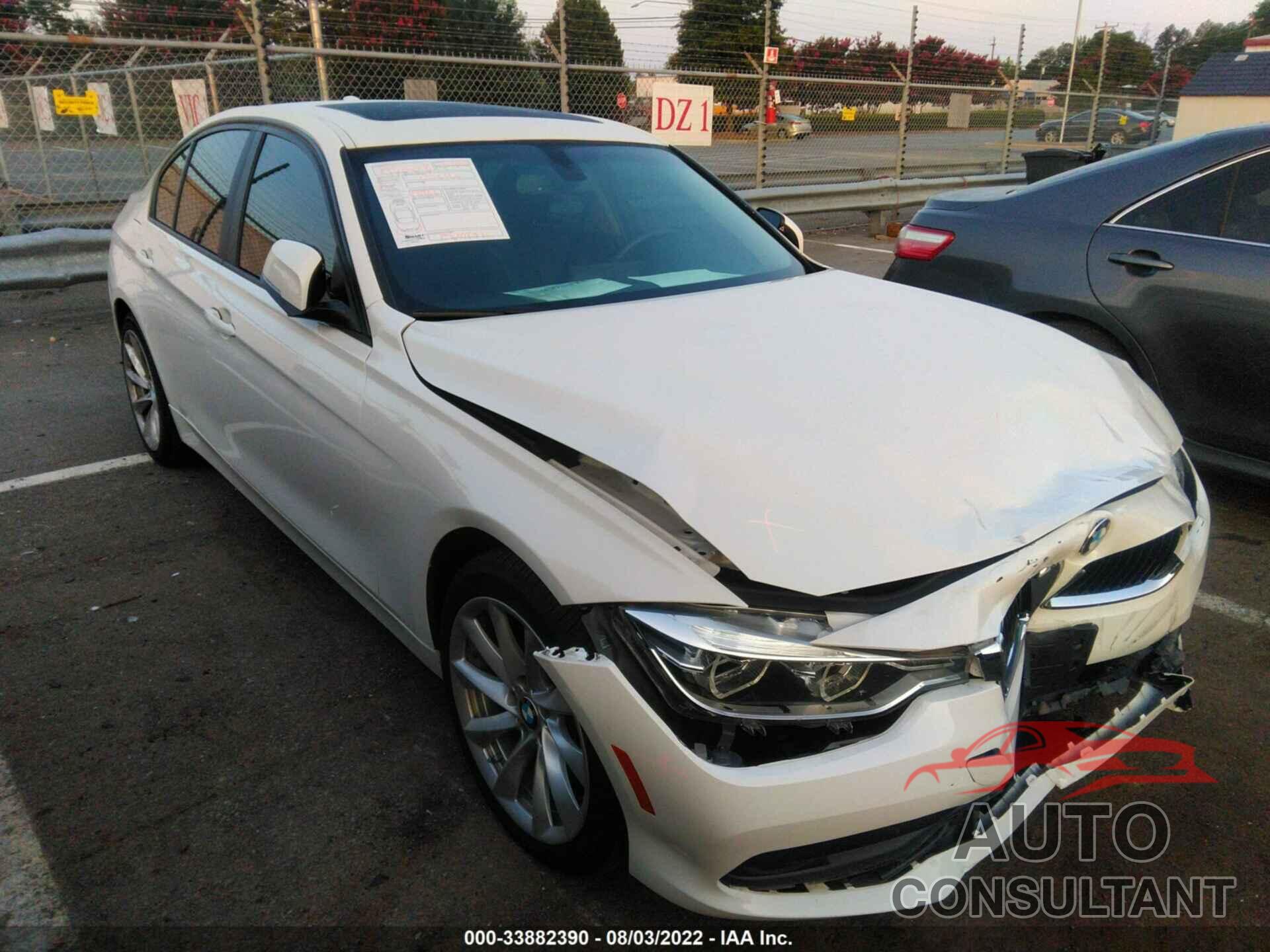 BMW 3 SERIES 2018 - WBA8A3C51JA498839