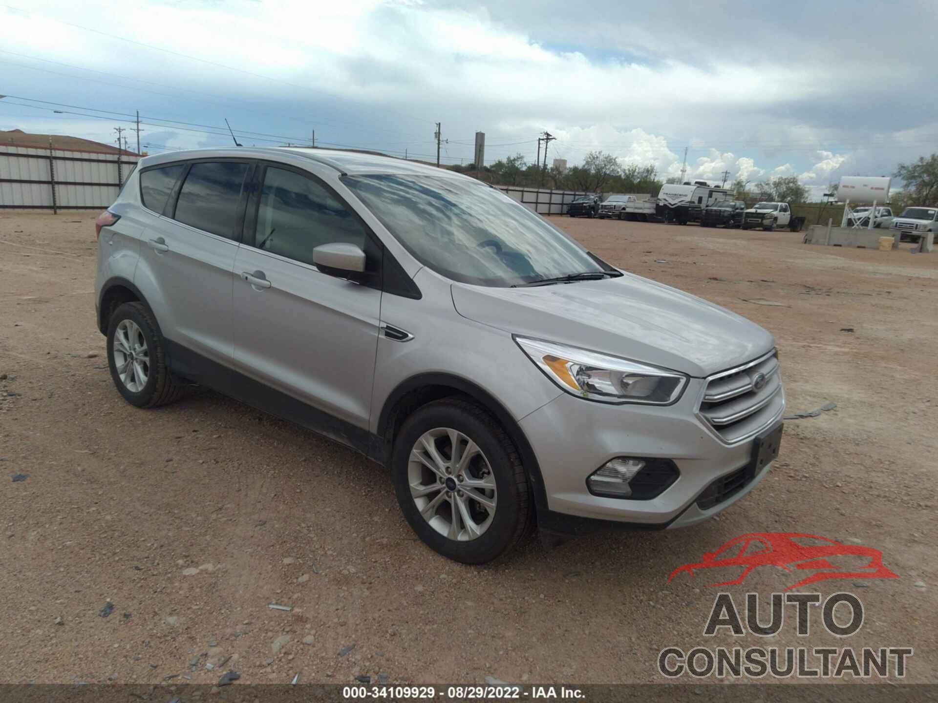 FORD ESCAPE 2019 - 1FMCU0GD0KUA21609