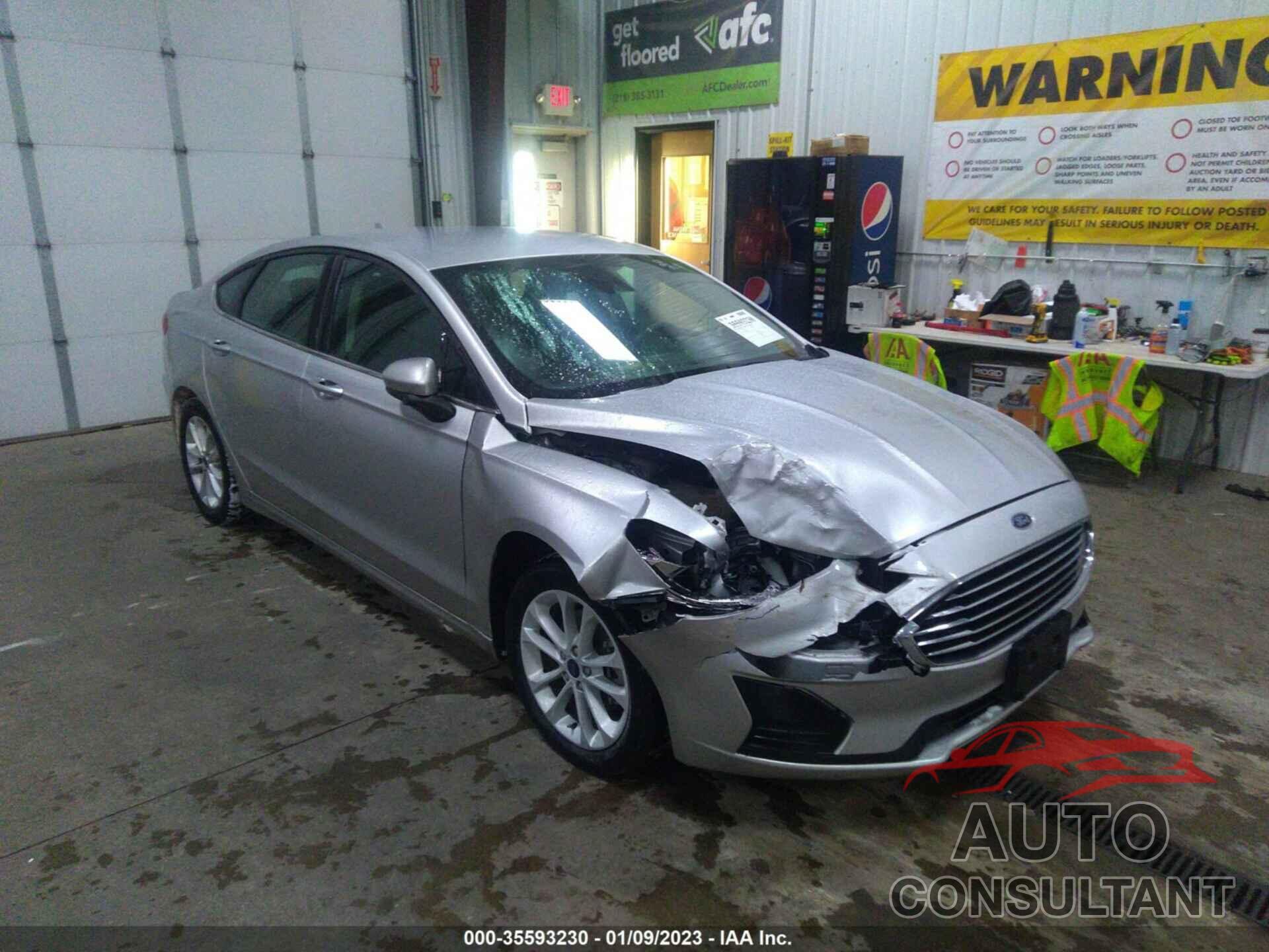 FORD FUSION 2019 - 3FA6P0HD6KR152256