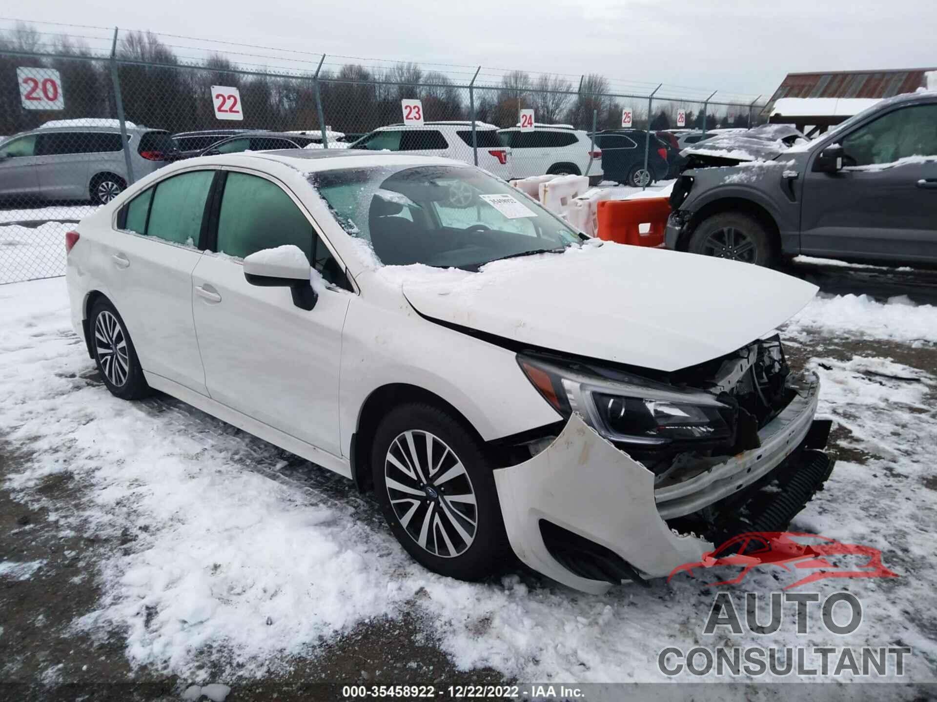 SUBARU LEGACY 2018 - 4S3BNAD66J3017089