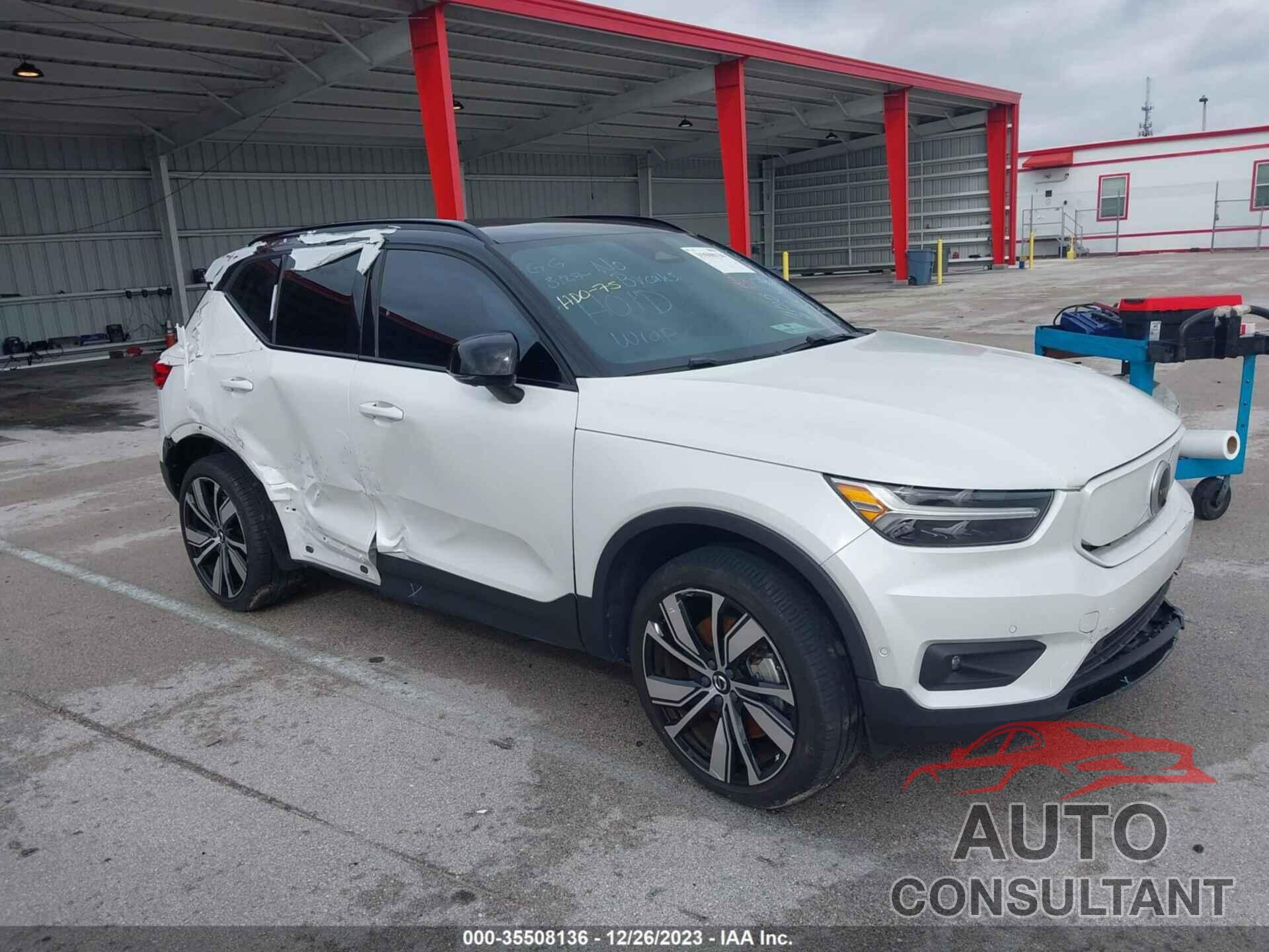 VOLVO XC40 RECHARGE PURE ELECTRIC 2022 - YV4ED3UR4N2652665