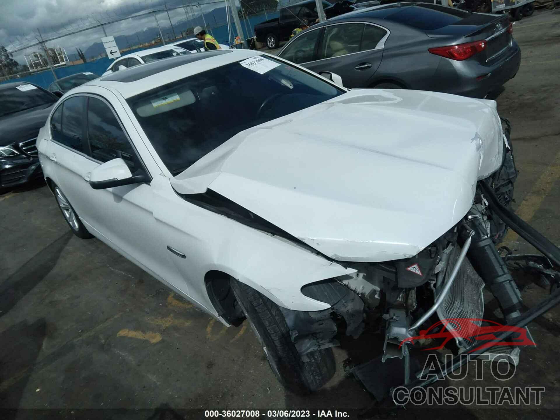 BMW 5 SERIES 2015 - WBA5A5C56FD518751