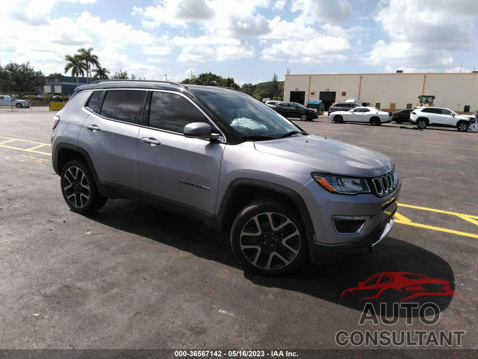 JEEP COMPASS 2018 - 3C4NJDCB1JT361572
