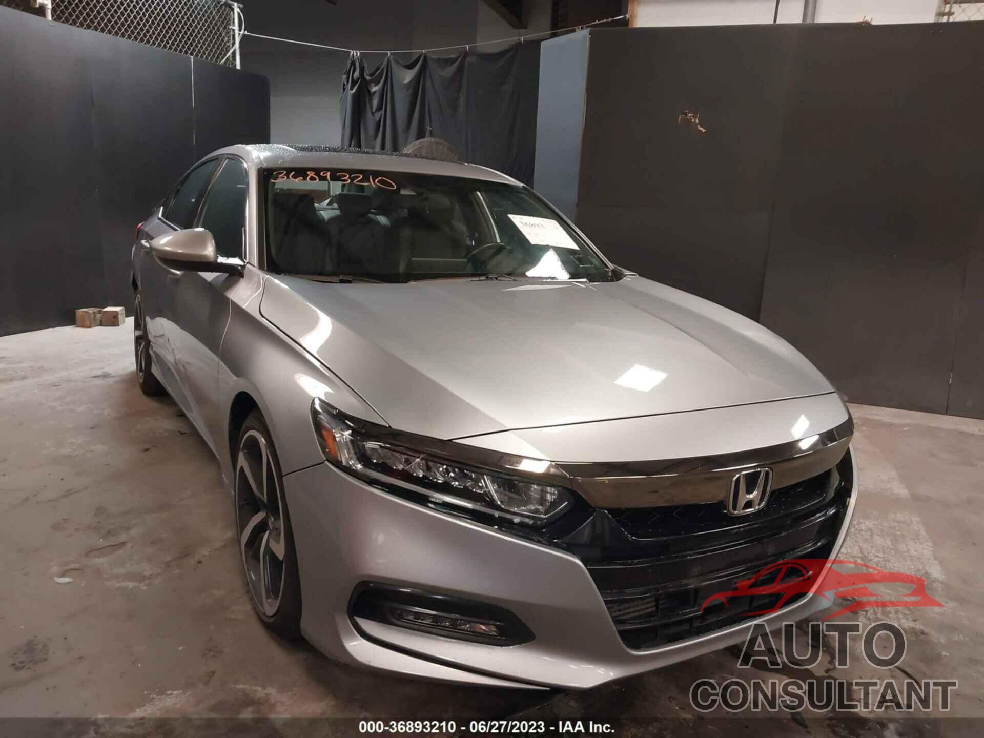 HONDA ACCORD 2018 - 1HGCV2F38JA050573