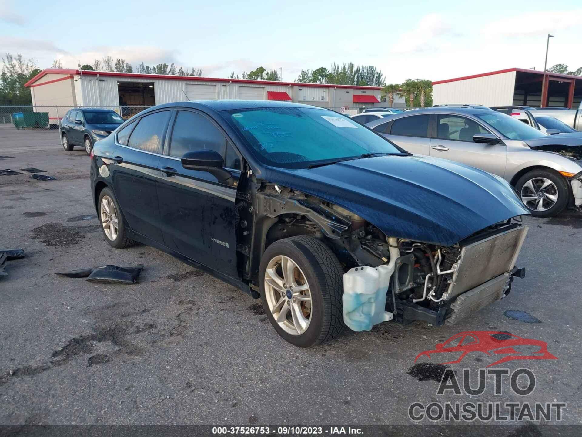 FORD FUSION HYBRID 2018 - 3FA6P0LU7JR206136