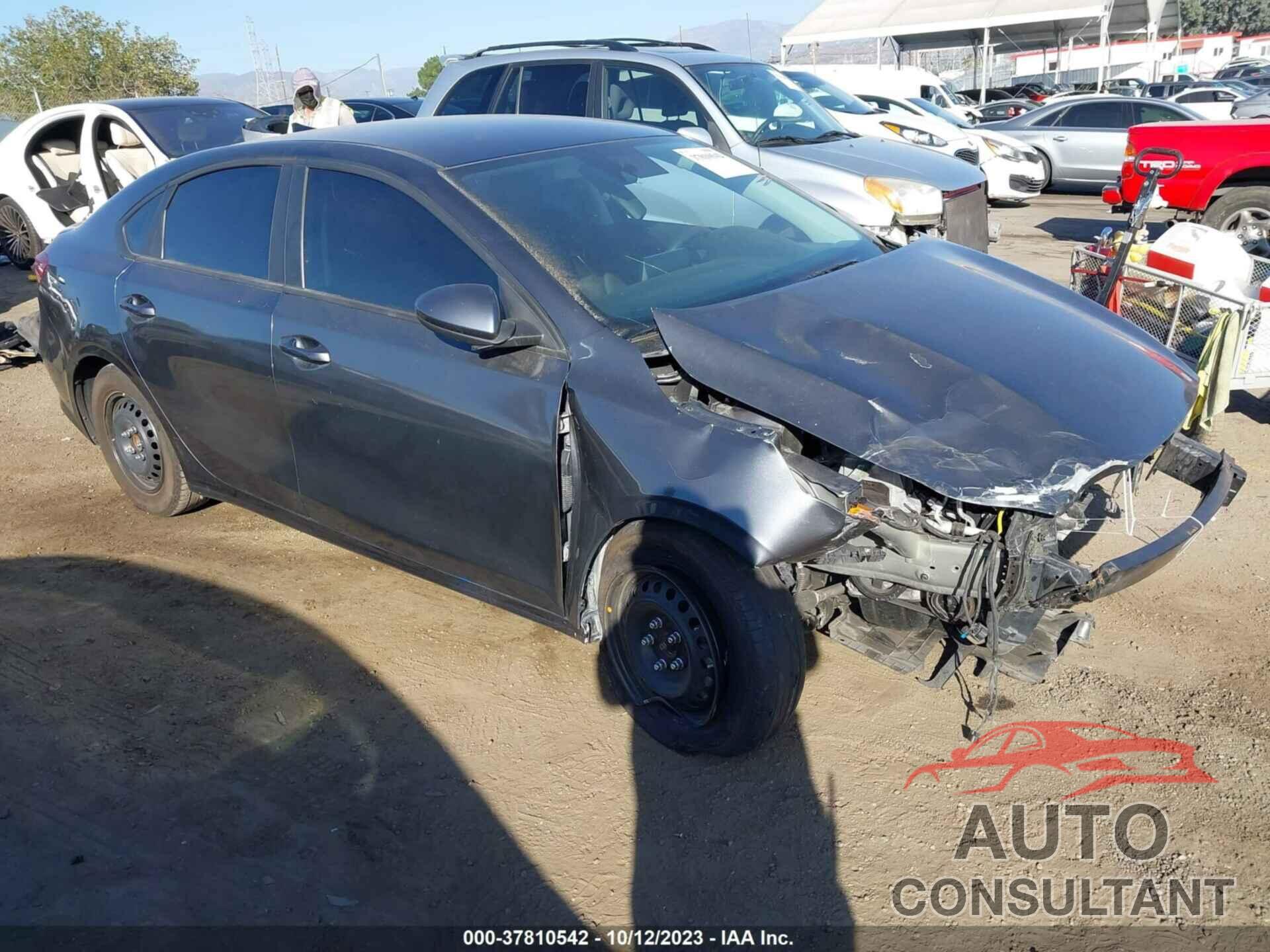 KIA FORTE 2022 - 3KPF24AD1NE499578