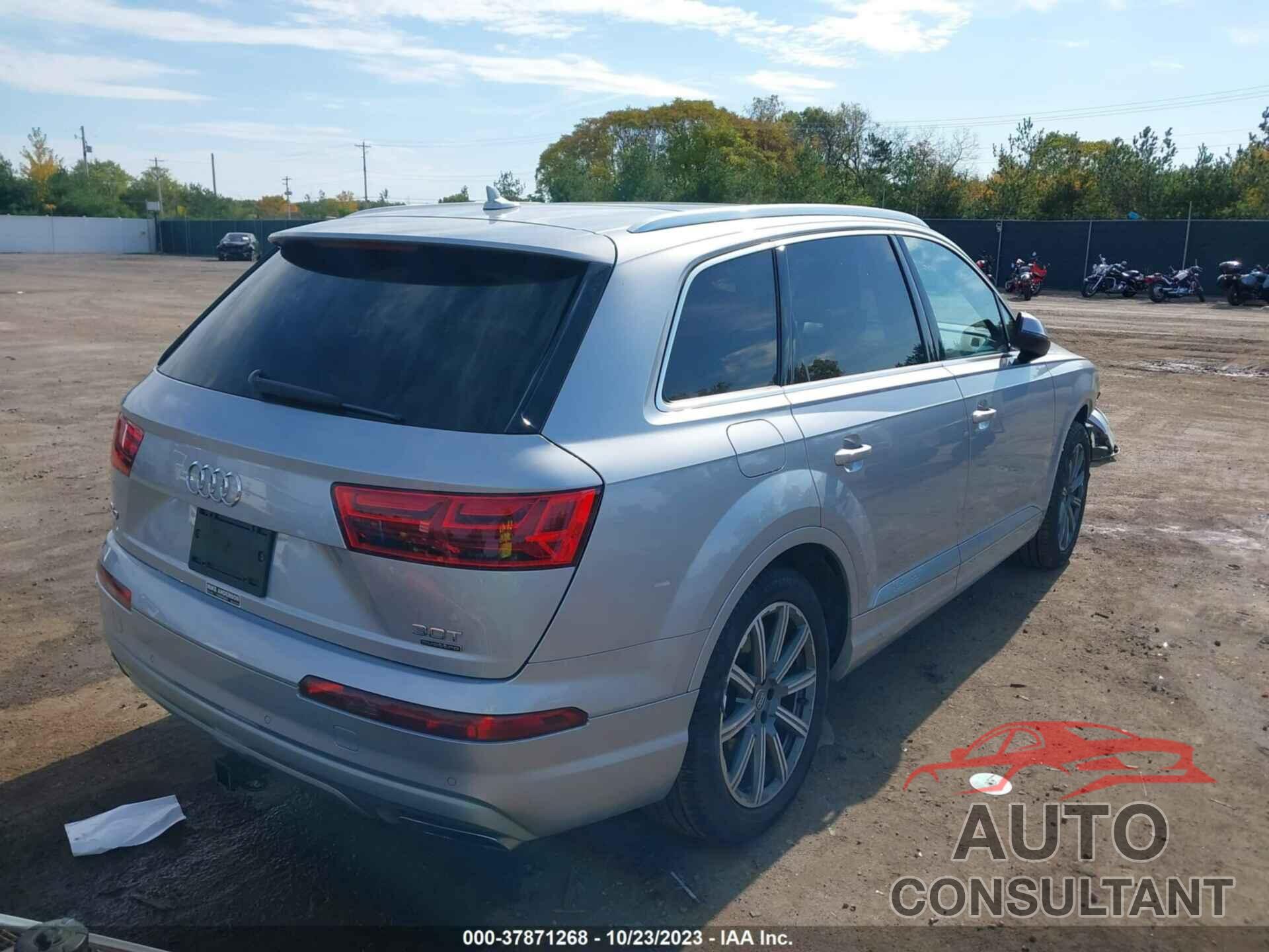 AUDI Q7 2018 - WA1AAAF72JD046459