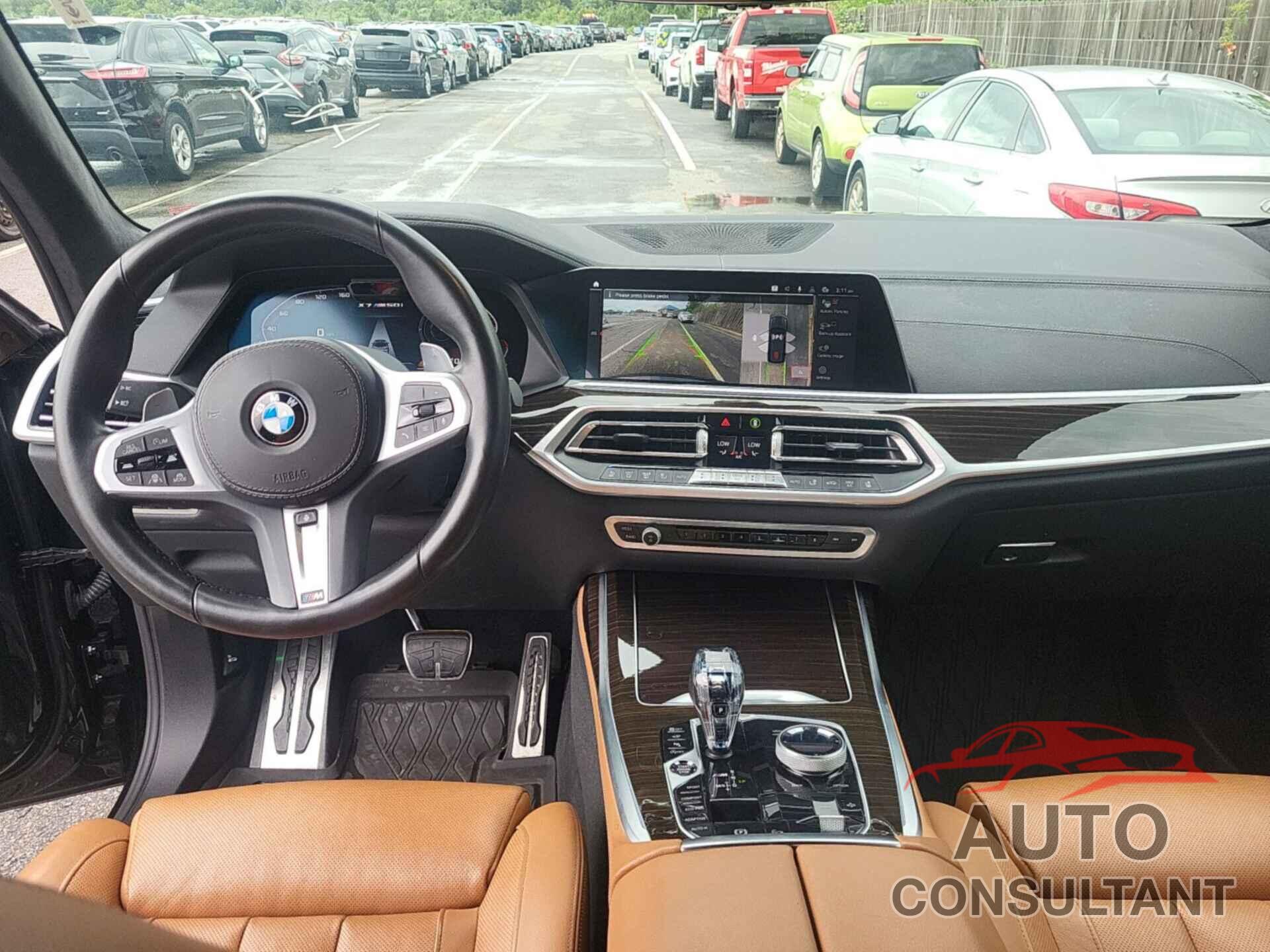 BMW X7 2021 - 5UXCX6C08M9D74866