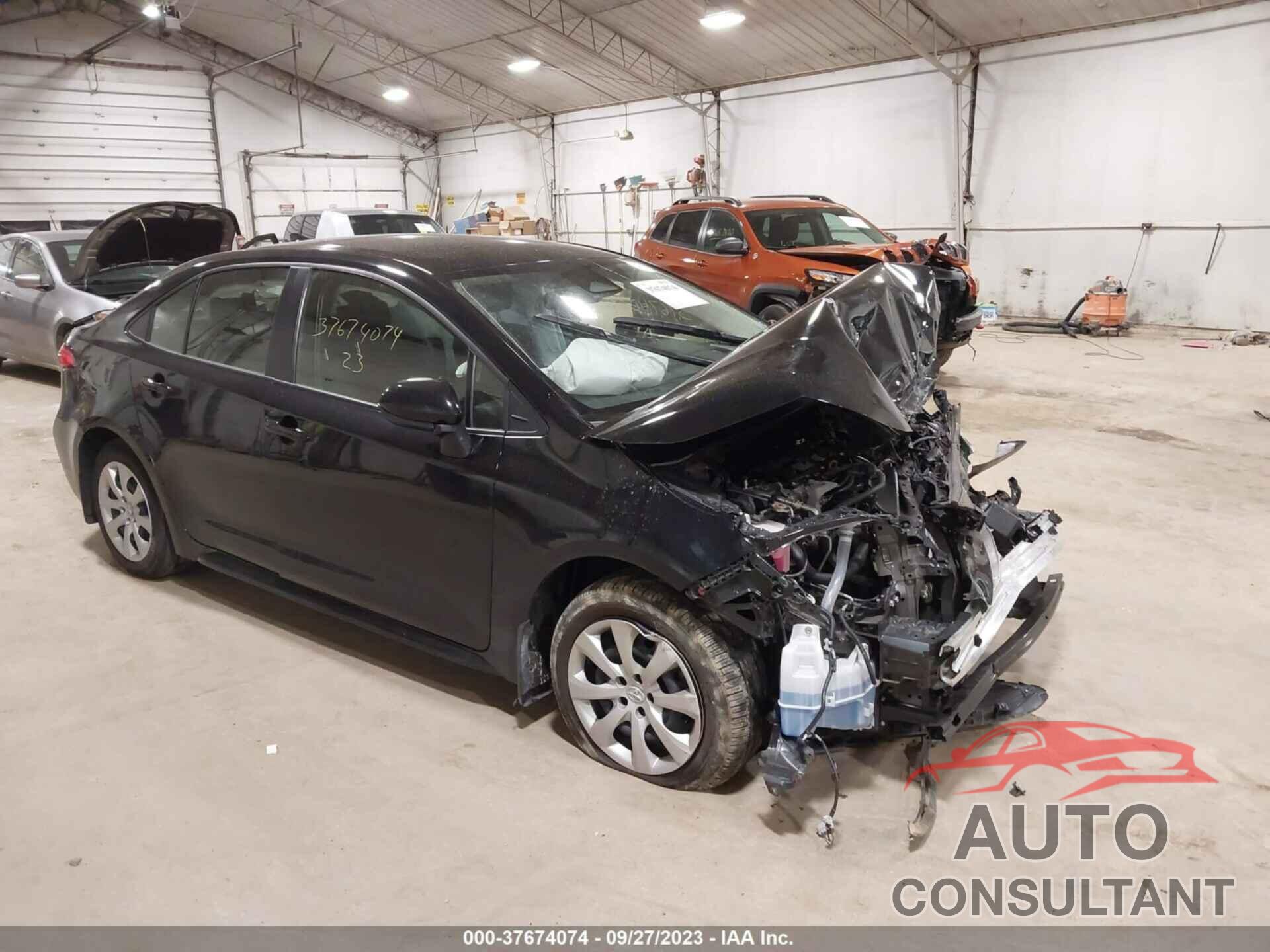 TOYOTA COROLLA 2023 - JTDB4MEE0P3000551
