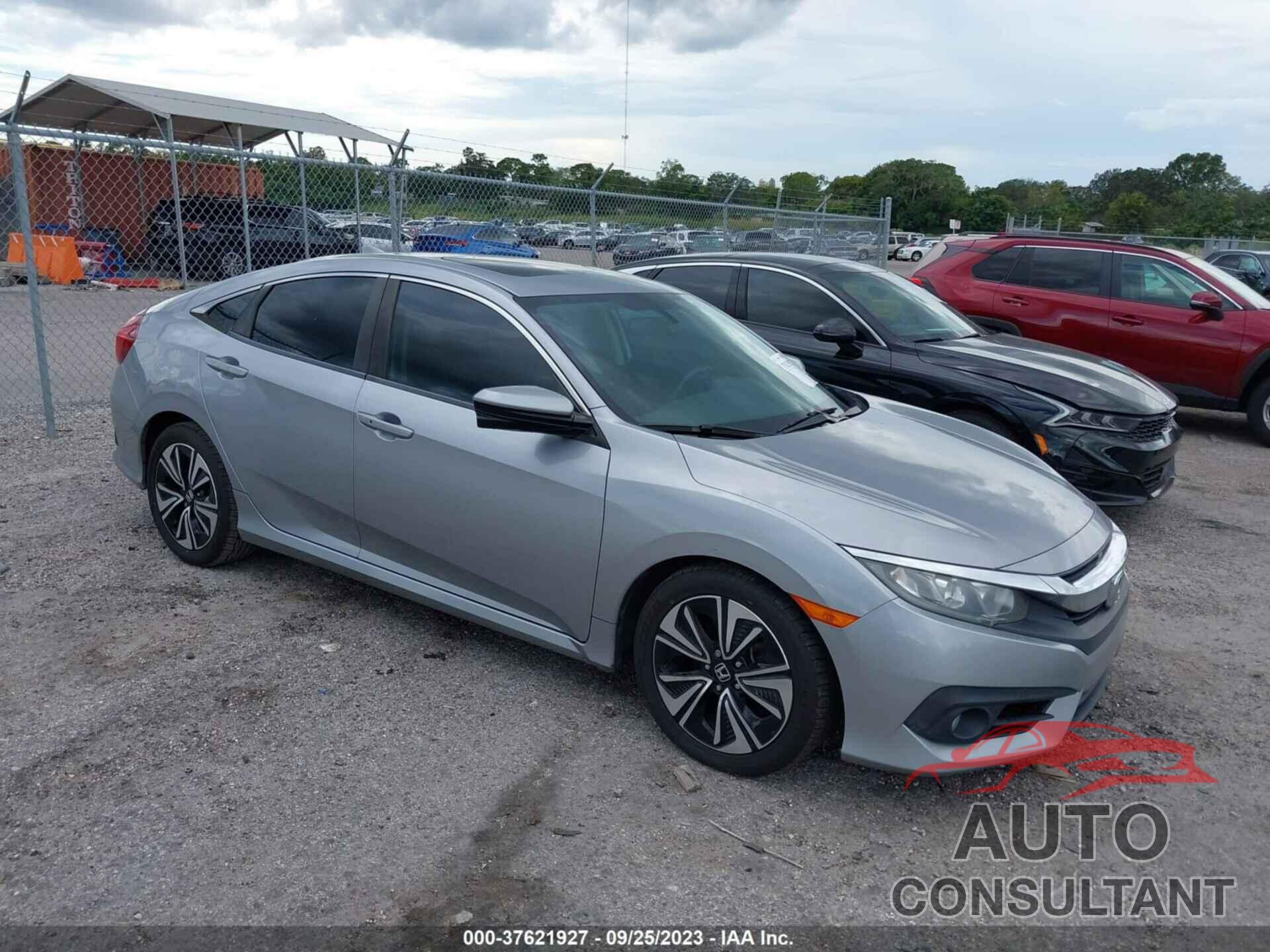 HONDA CIVIC 2017 - 19XFC1F70HE030372