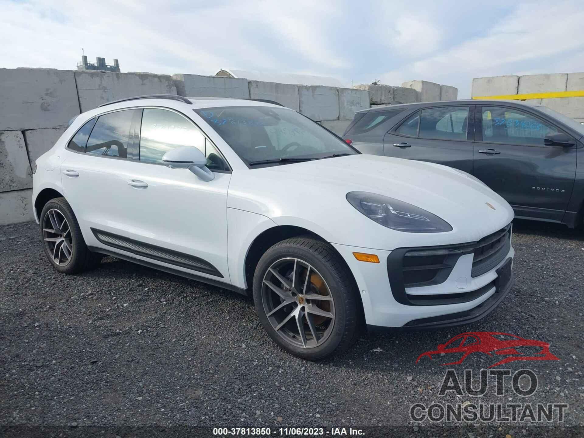 PORSCHE MACAN 2022 - WP1AA2A56NLB09283