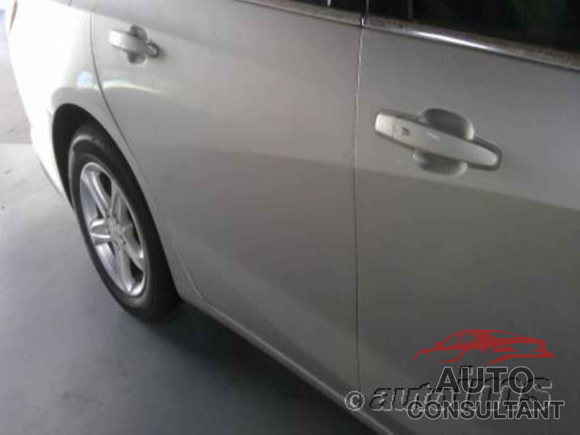 CHEVROLET MALIBU 2020 - 1G1ZC5ST1LF157341