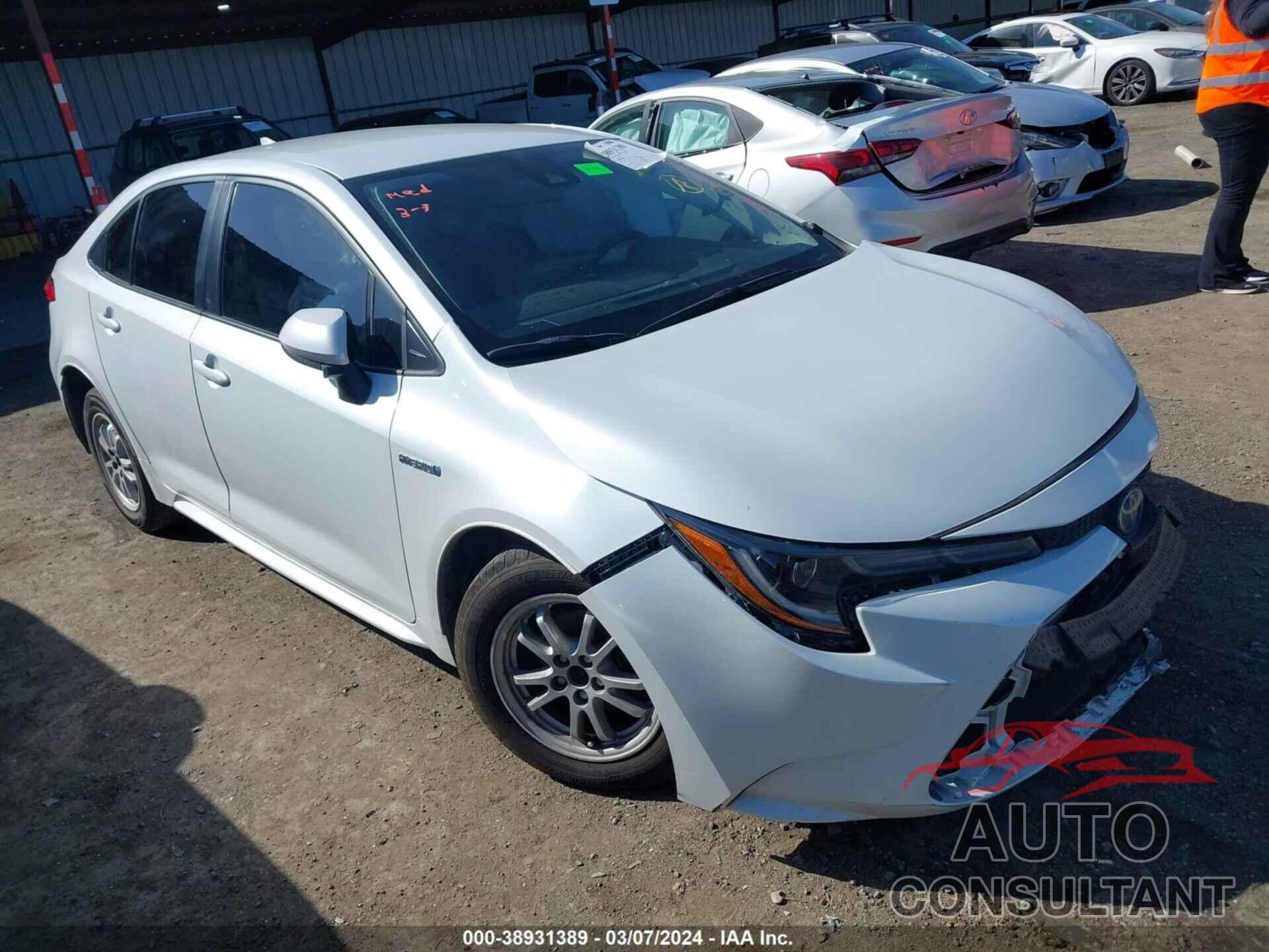 TOYOTA COROLLA 2022 - JTDEAMDE8N3000687