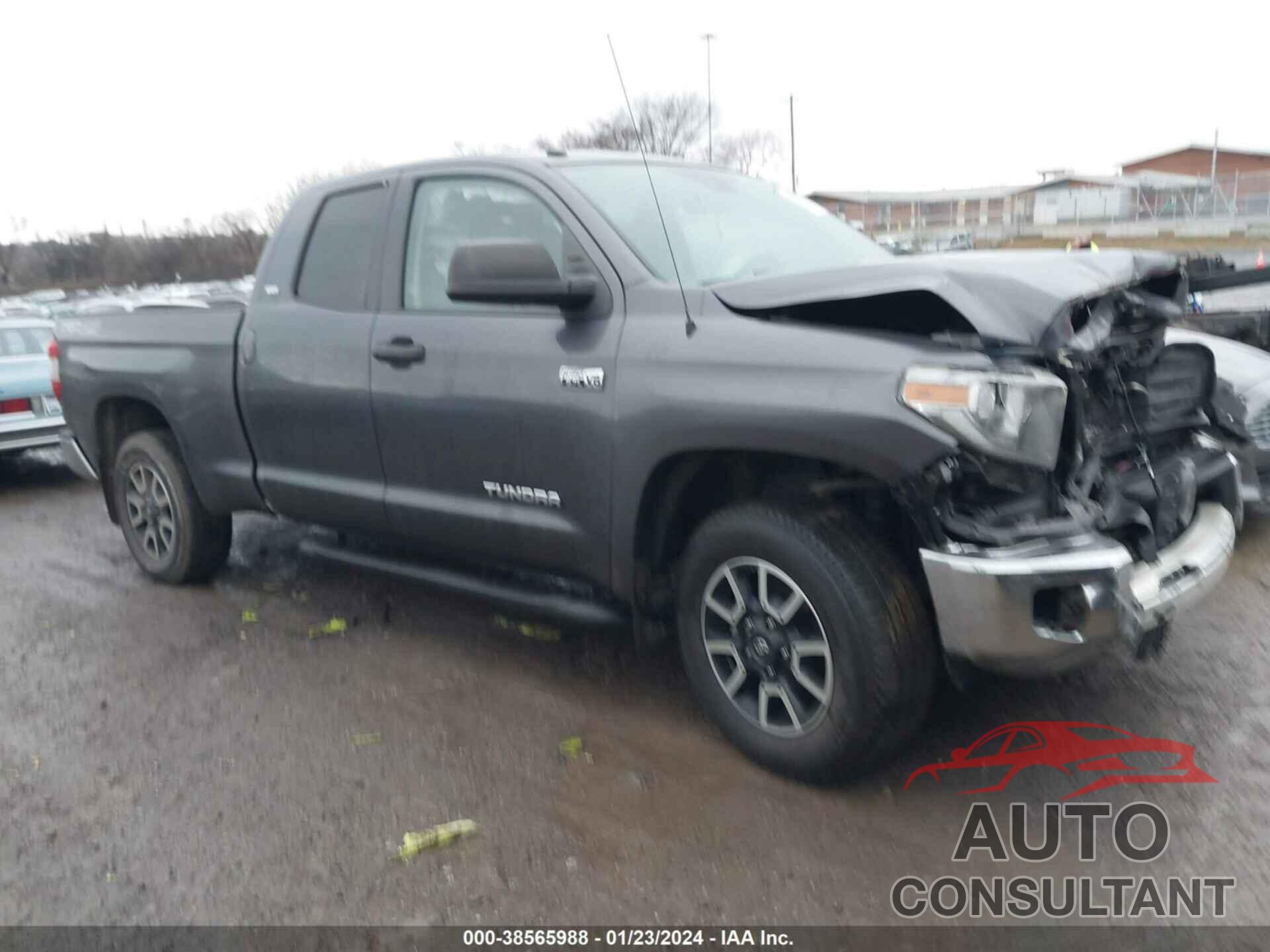 TOYOTA TUNDRA 2018 - 5TFUW5F19JX750101