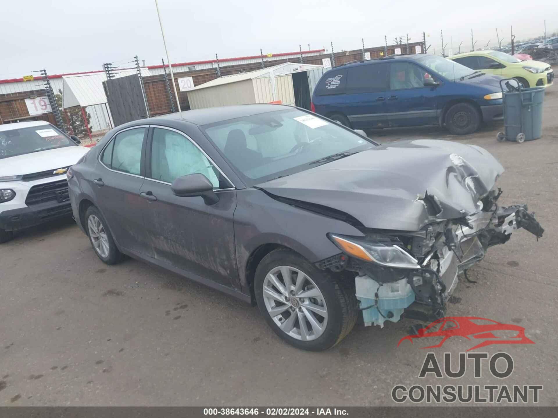 TOYOTA CAMRY 2023 - 4T1C11AK8PU729085