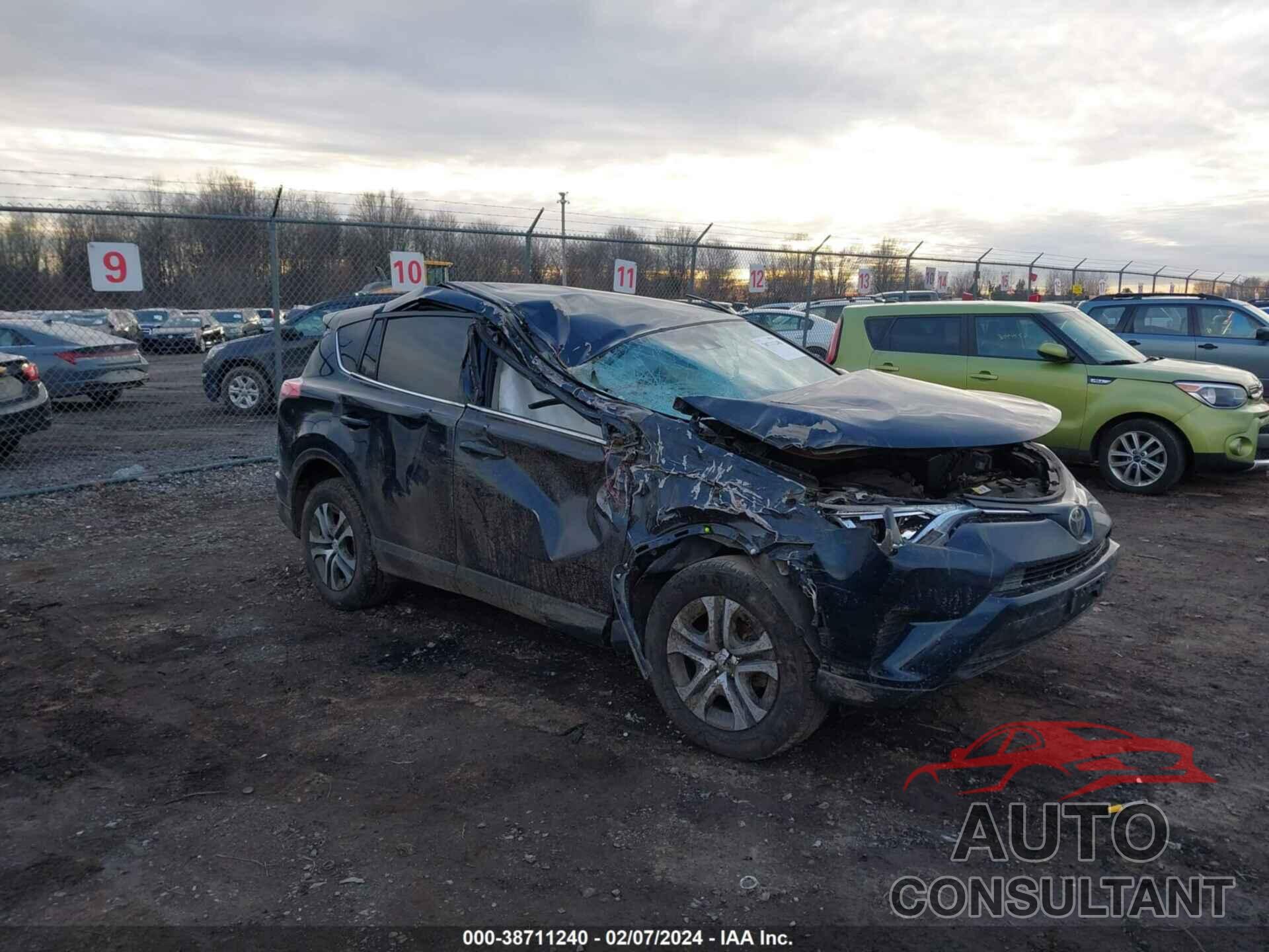 TOYOTA RAV4 2018 - JTMBFREV2JJ728785