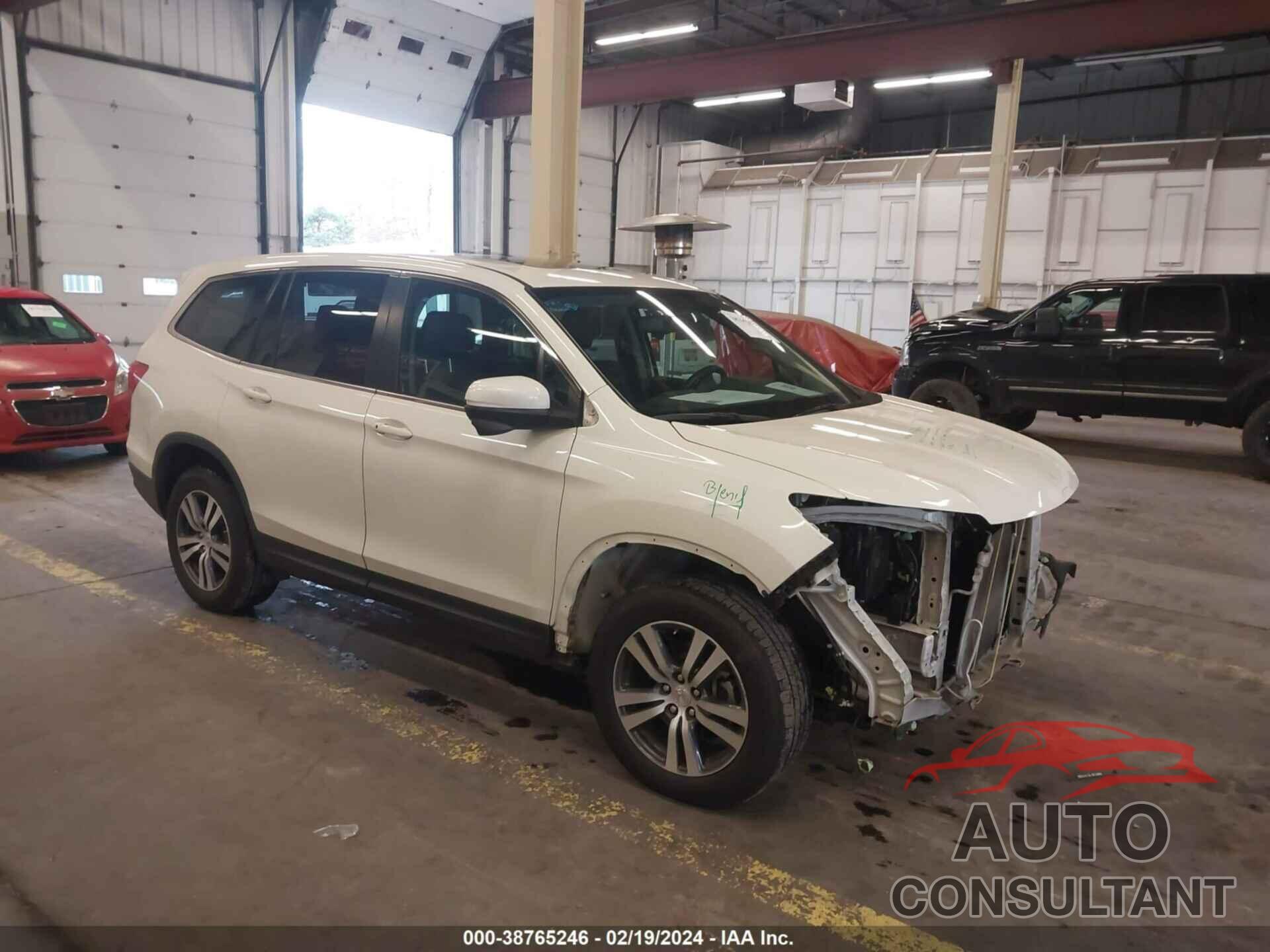 HONDA PILOT 2018 - 5FNYF6H85JB070451
