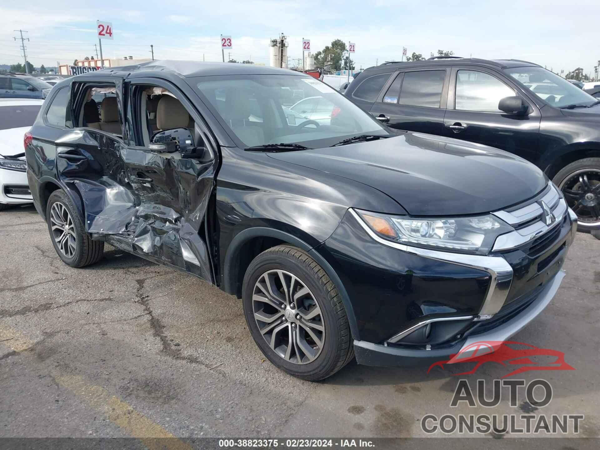 MITSUBISHI OUTLANDER 2016 - JA4AD3A37GZ011404