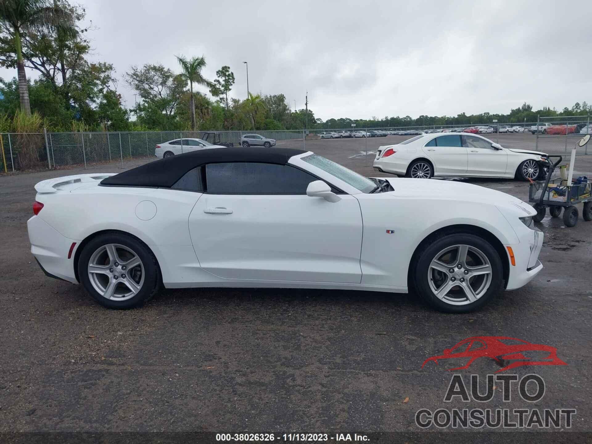 CHEVROLET CAMARO 2020 - 1G1FB3DX6L0131735