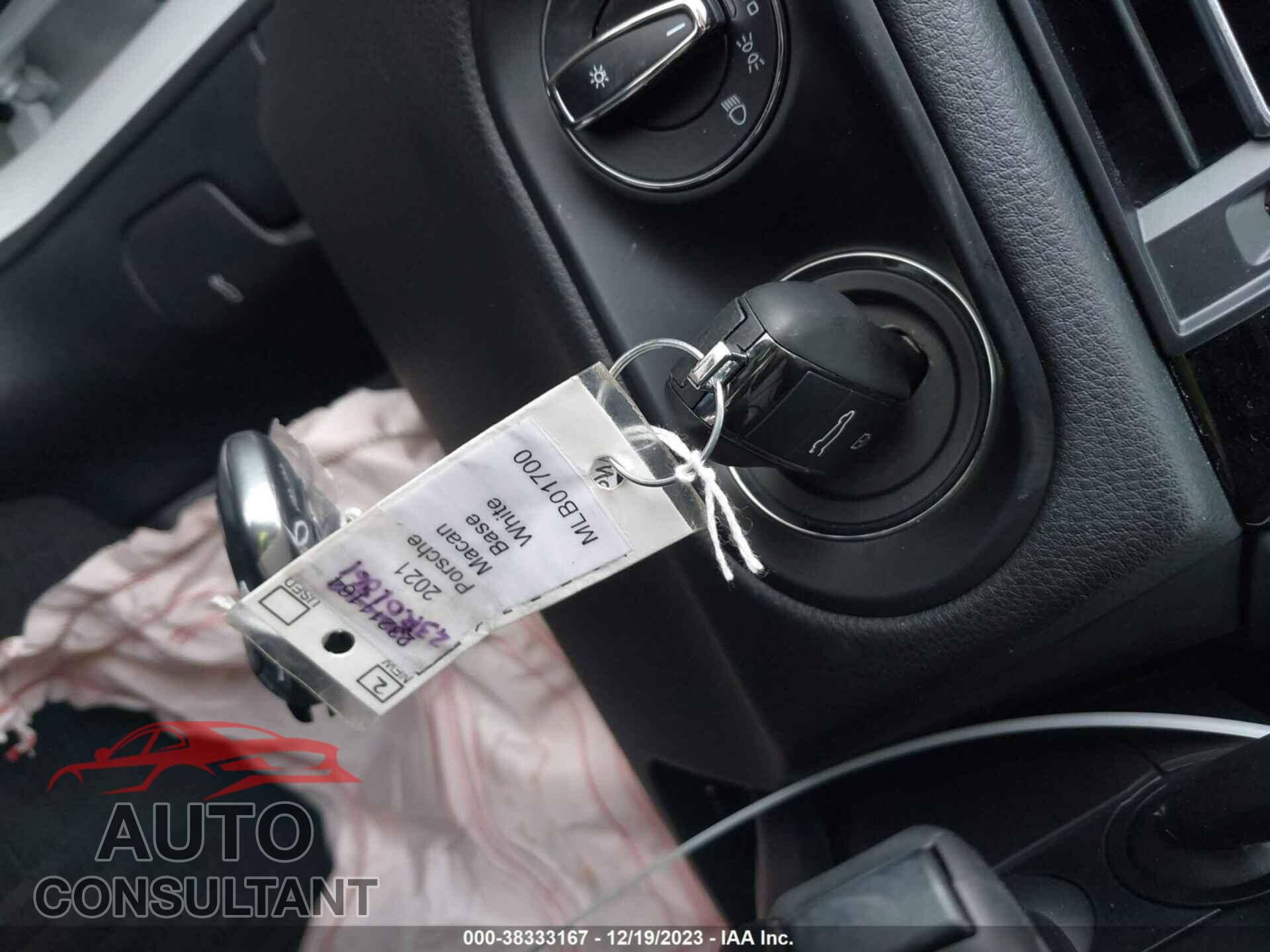 PORSCHE MACAN 2021 - WP1AA2A52MLB01700