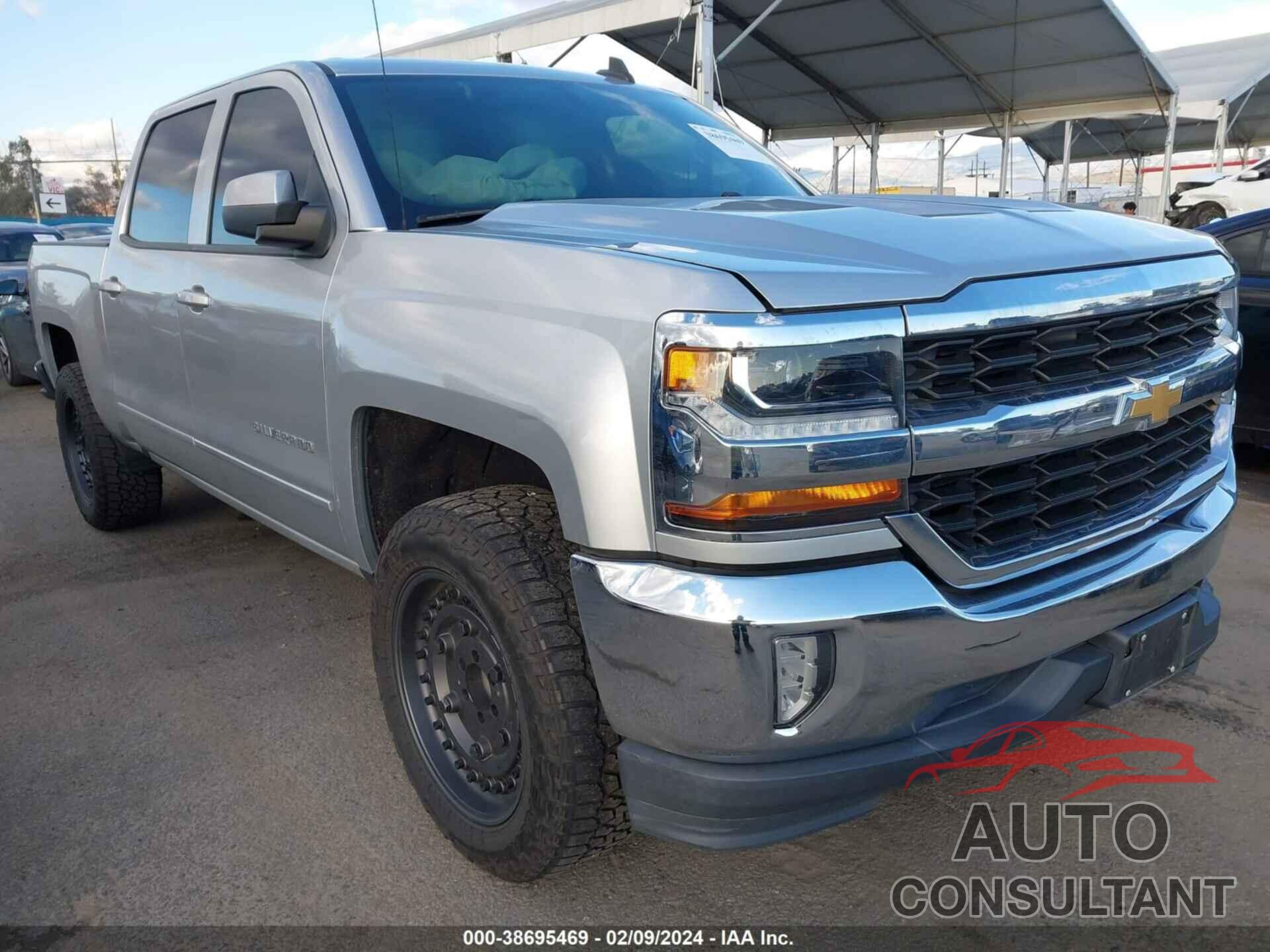 CHEVROLET SILVERADO 1500 2018 - 3GCPCREC5JG494463