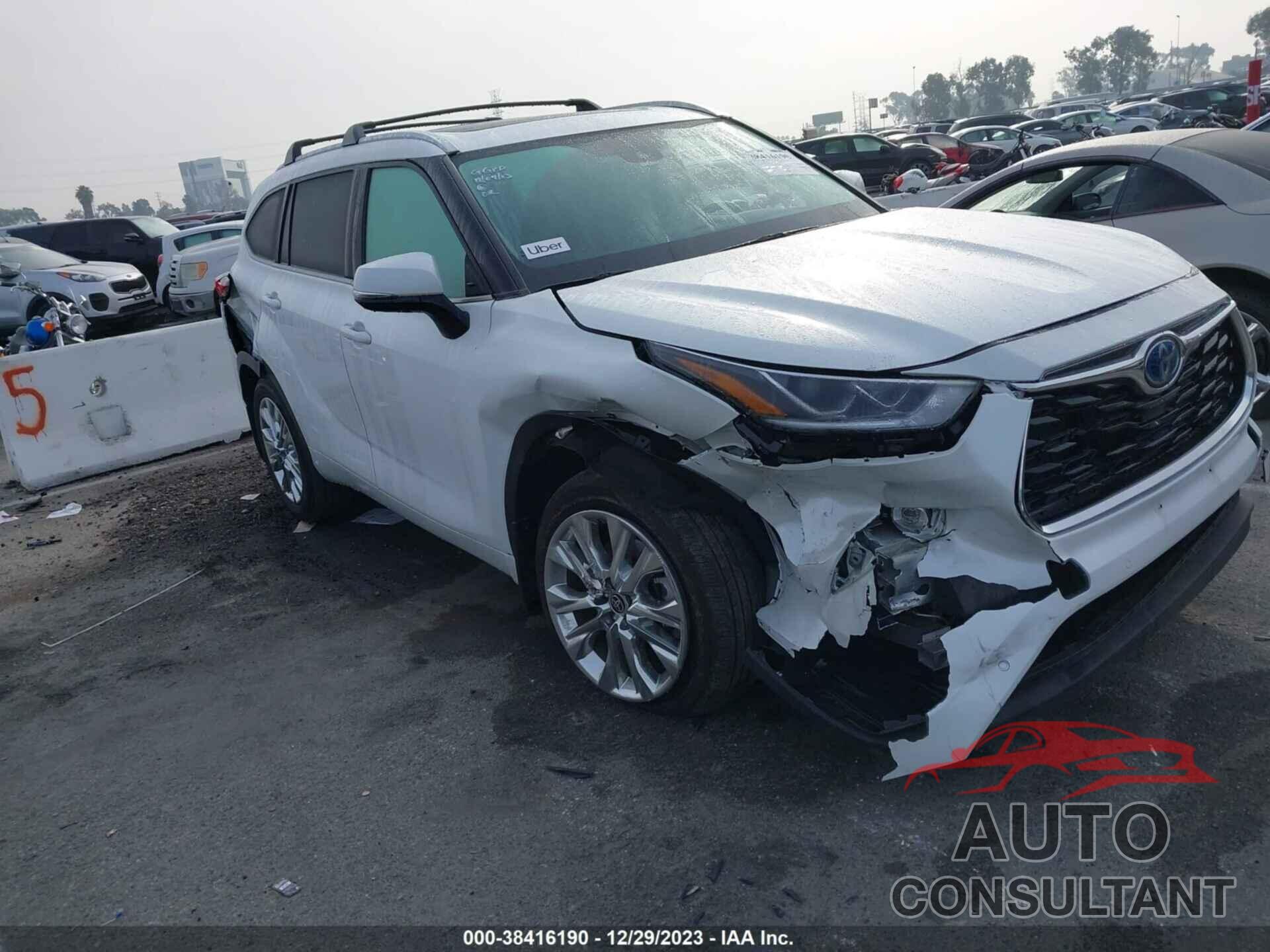 TOYOTA HIGHLANDER 2023 - 5TDYARAH6PS519408