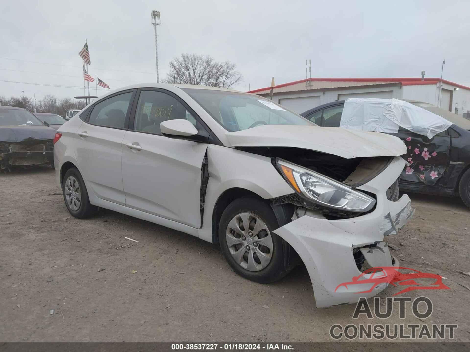 HYUNDAI ACCENT 2017 - KMHCT4AE1HU262969