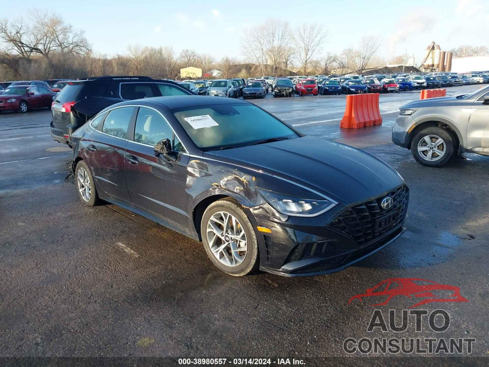 HYUNDAI SONATA 2023 - KMHL64JAXPA301059