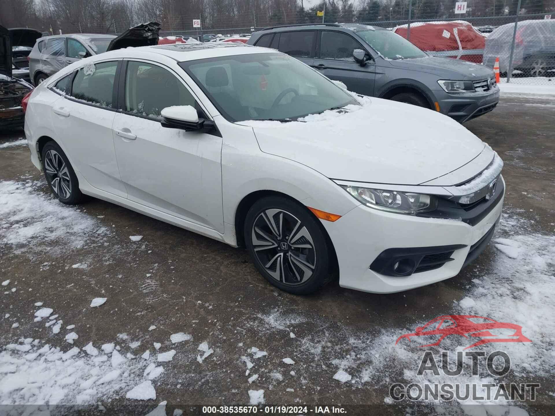 HONDA CIVIC 2018 - JHMFC1F34JX021546