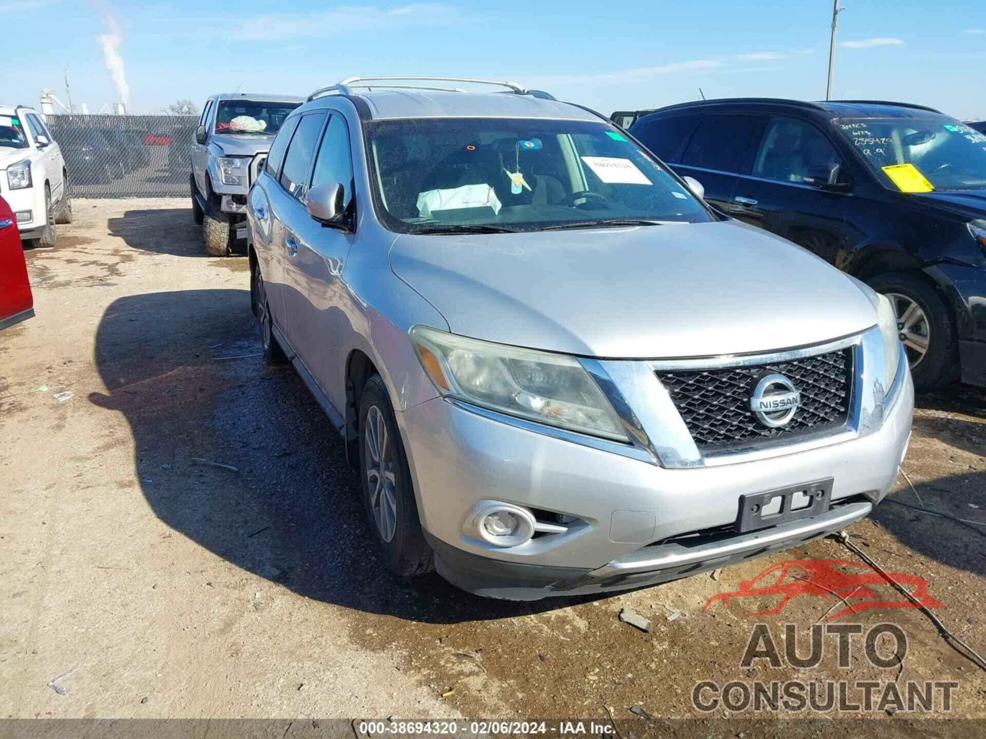 NISSAN PATHFINDER 2016 - 5N1AR2MN5GC601520