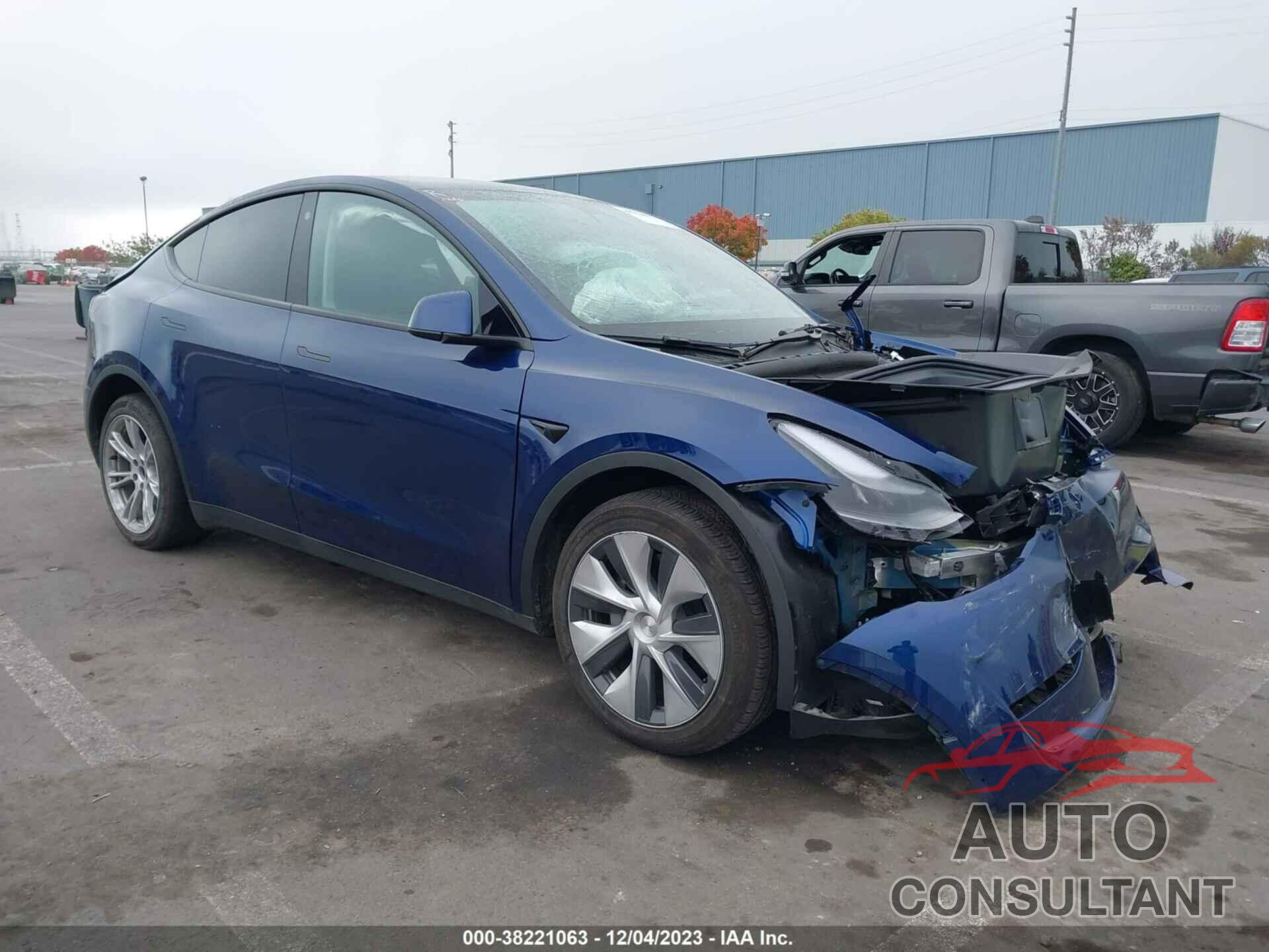 TESLA MODEL Y 2023 - 7SAYGDEE6PF607741