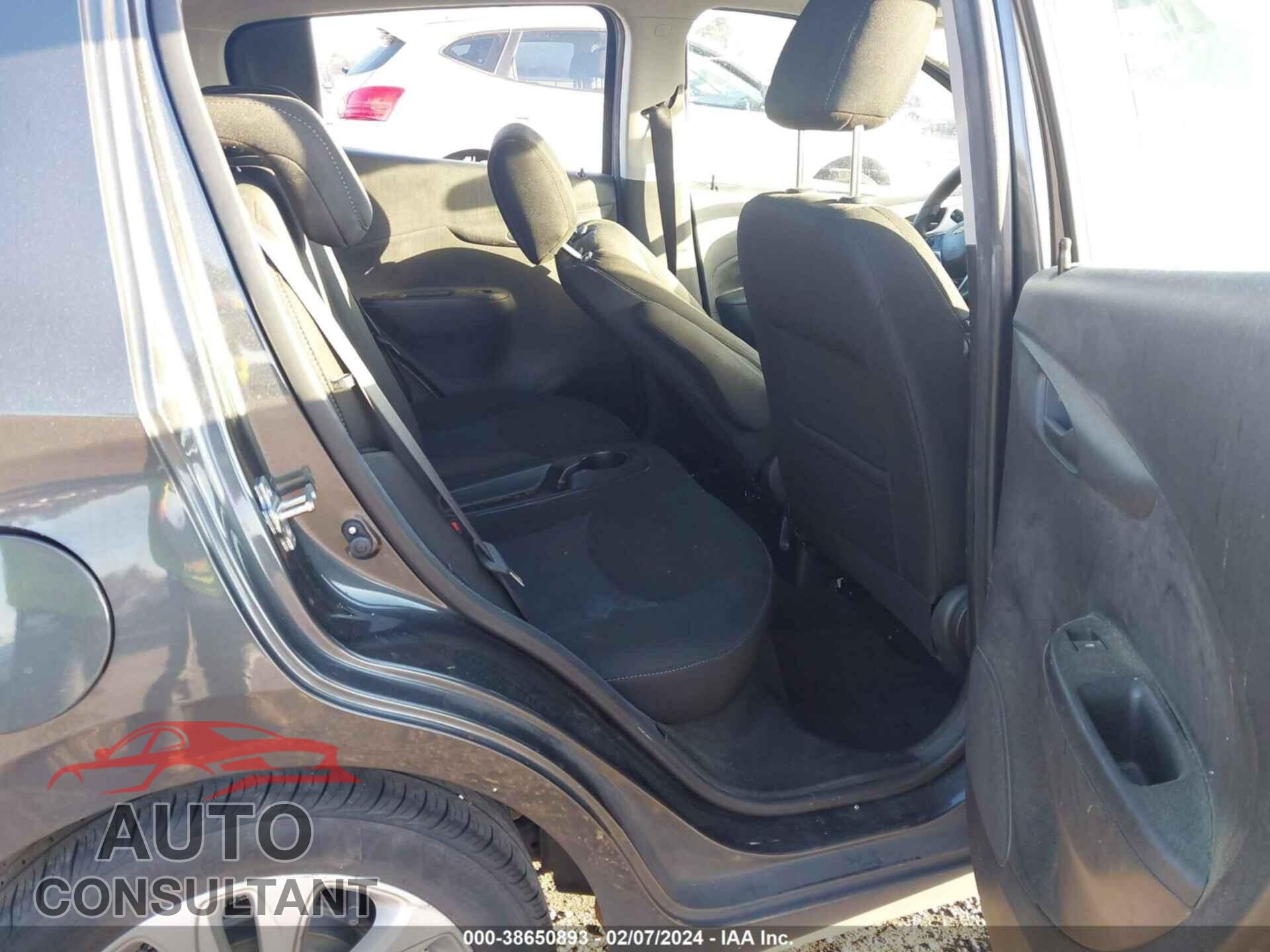 CHEVROLET SPARK 2017 - KL8CD6SA4HC716073